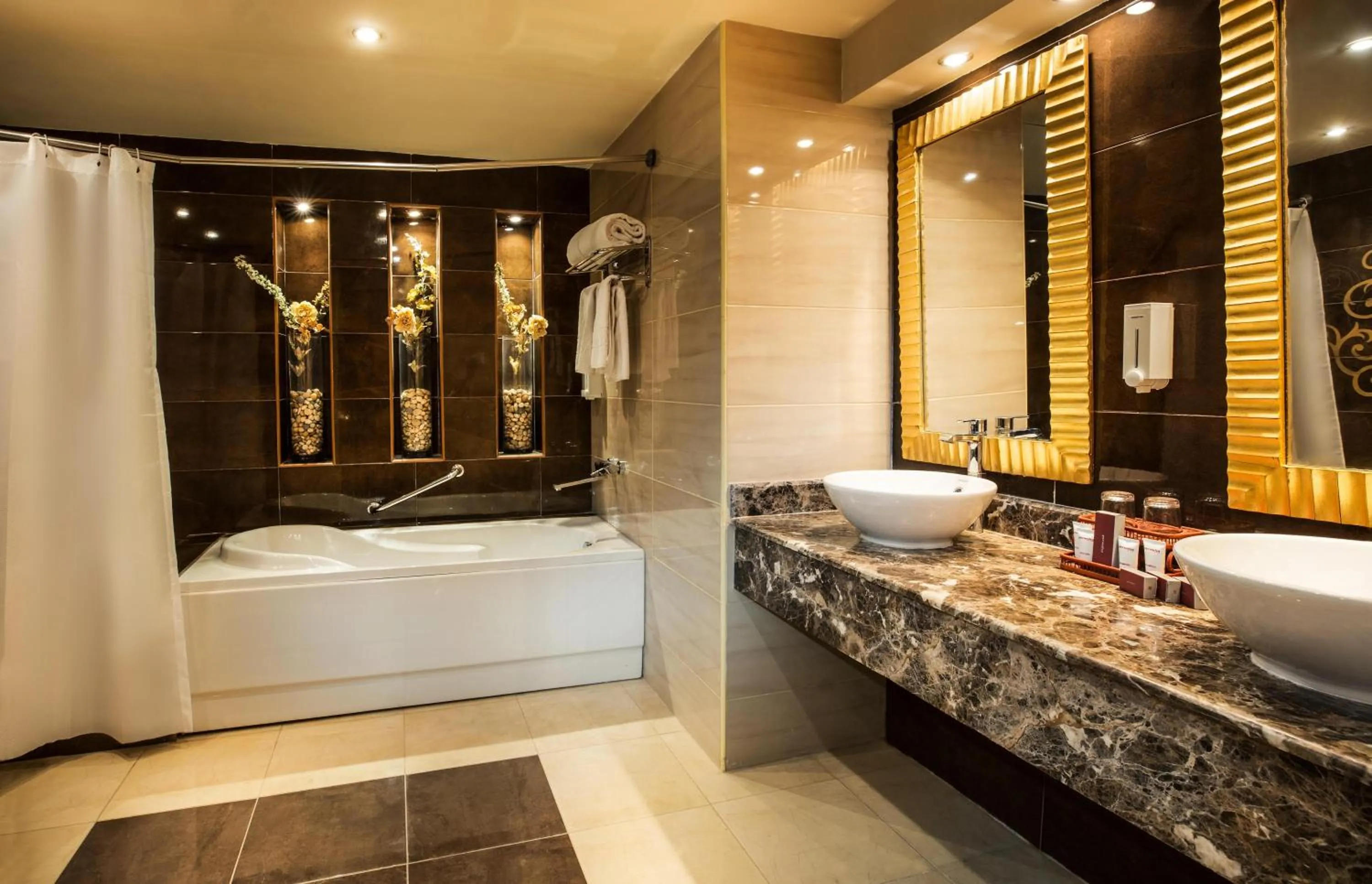 Bathroom in Pyramisa Island Hotel Aswan