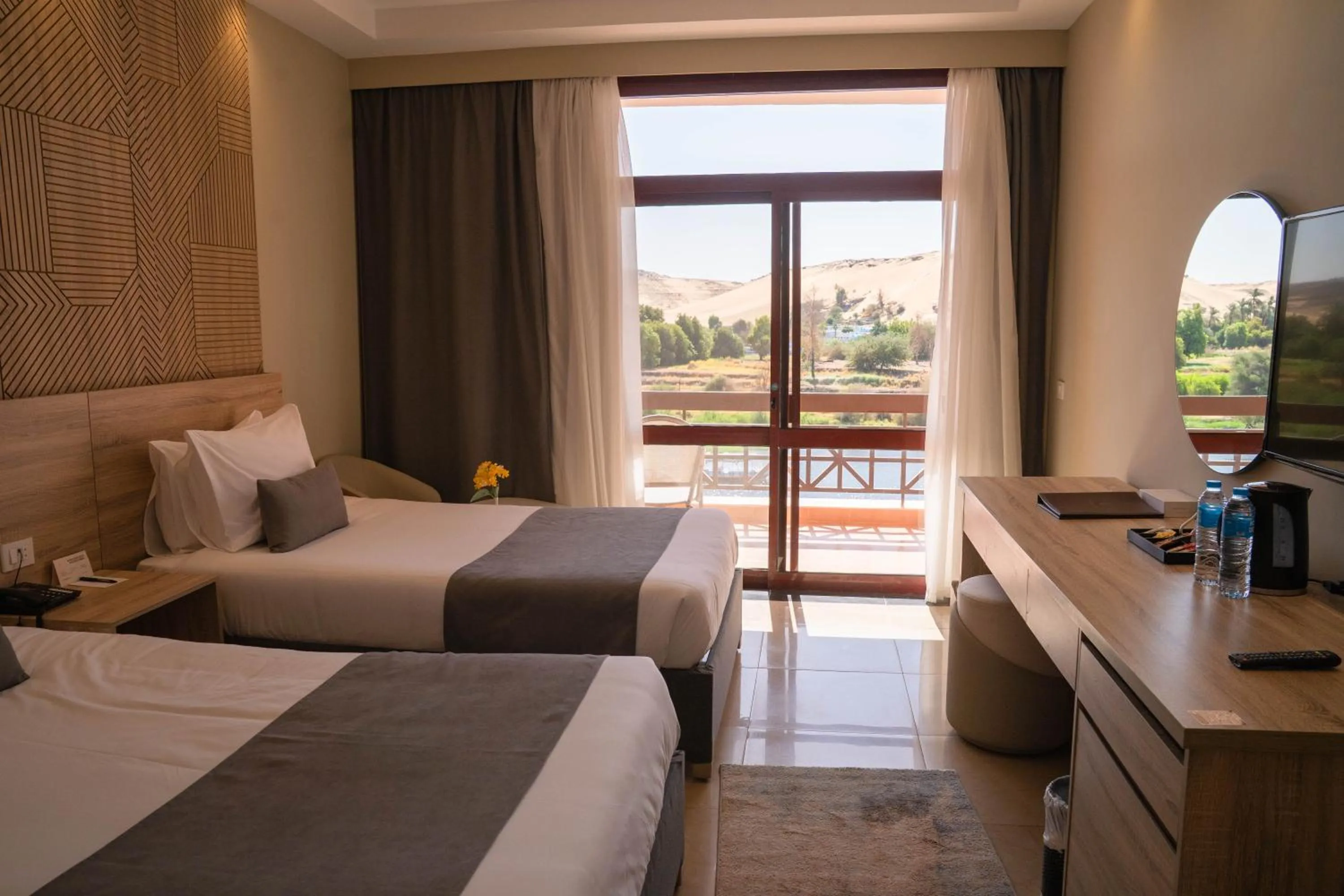 Bedroom, Bed in Pyramisa Island Hotel Aswan