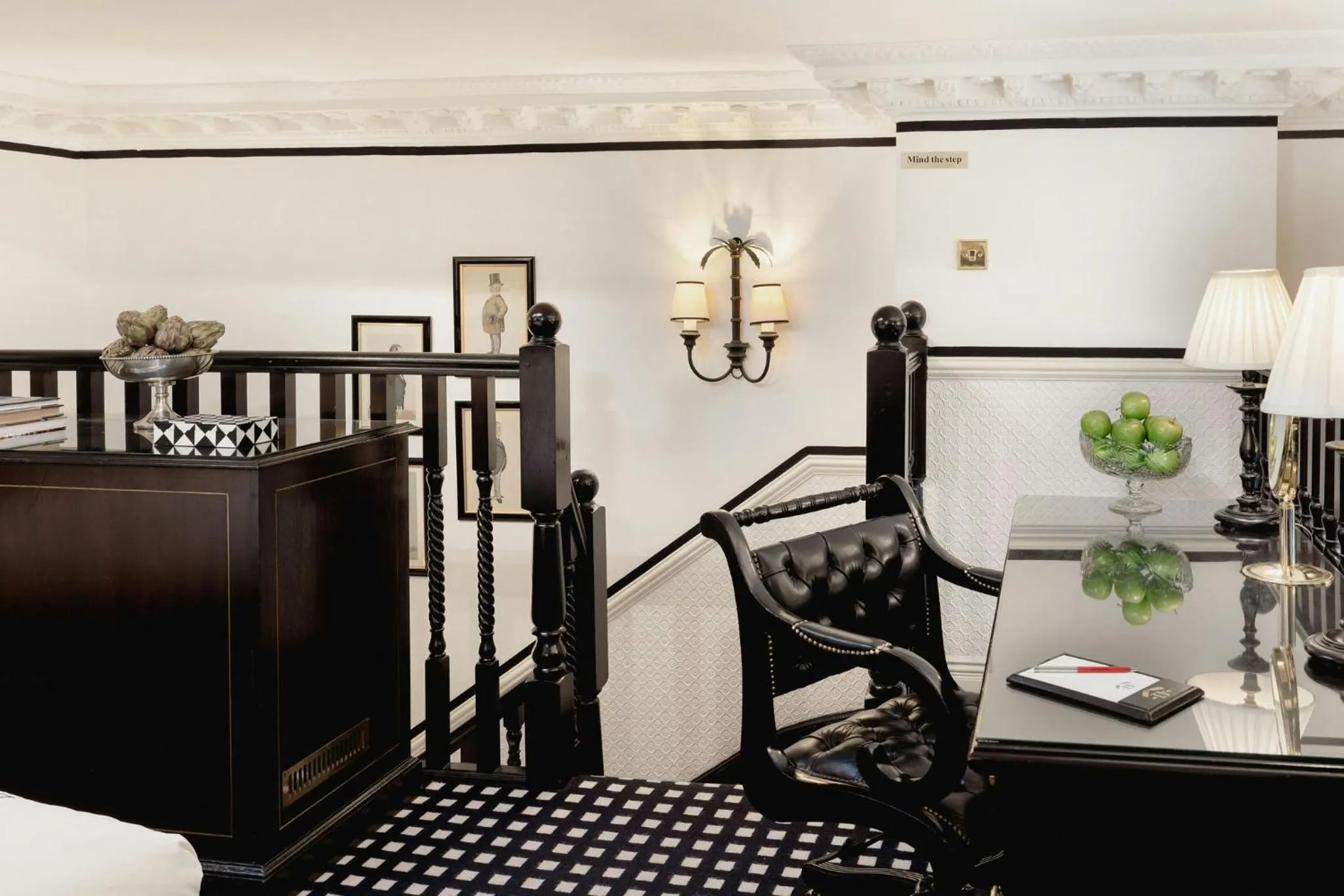 Business facilities in 41