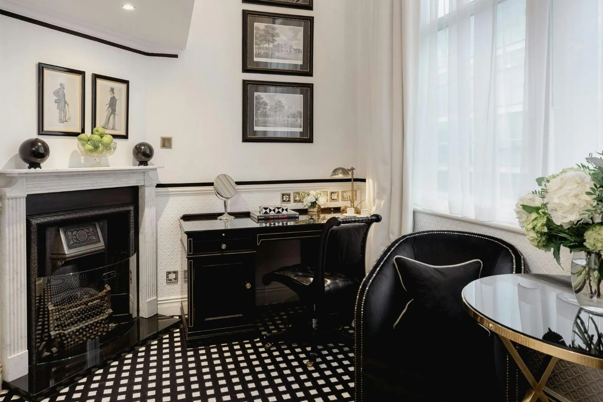 Facade/entrance in 41