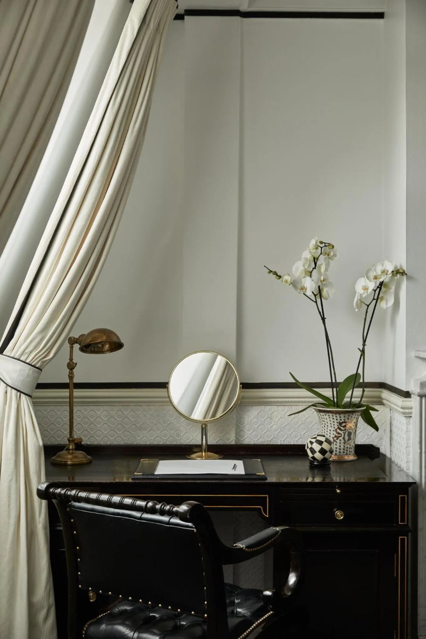 Photo of the whole room in 41