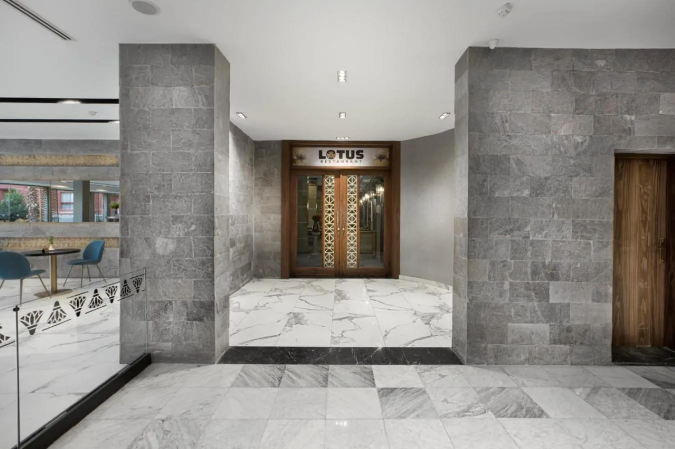 Restaurant/places to eat, Bed in Pyramisa Hotel Luxor