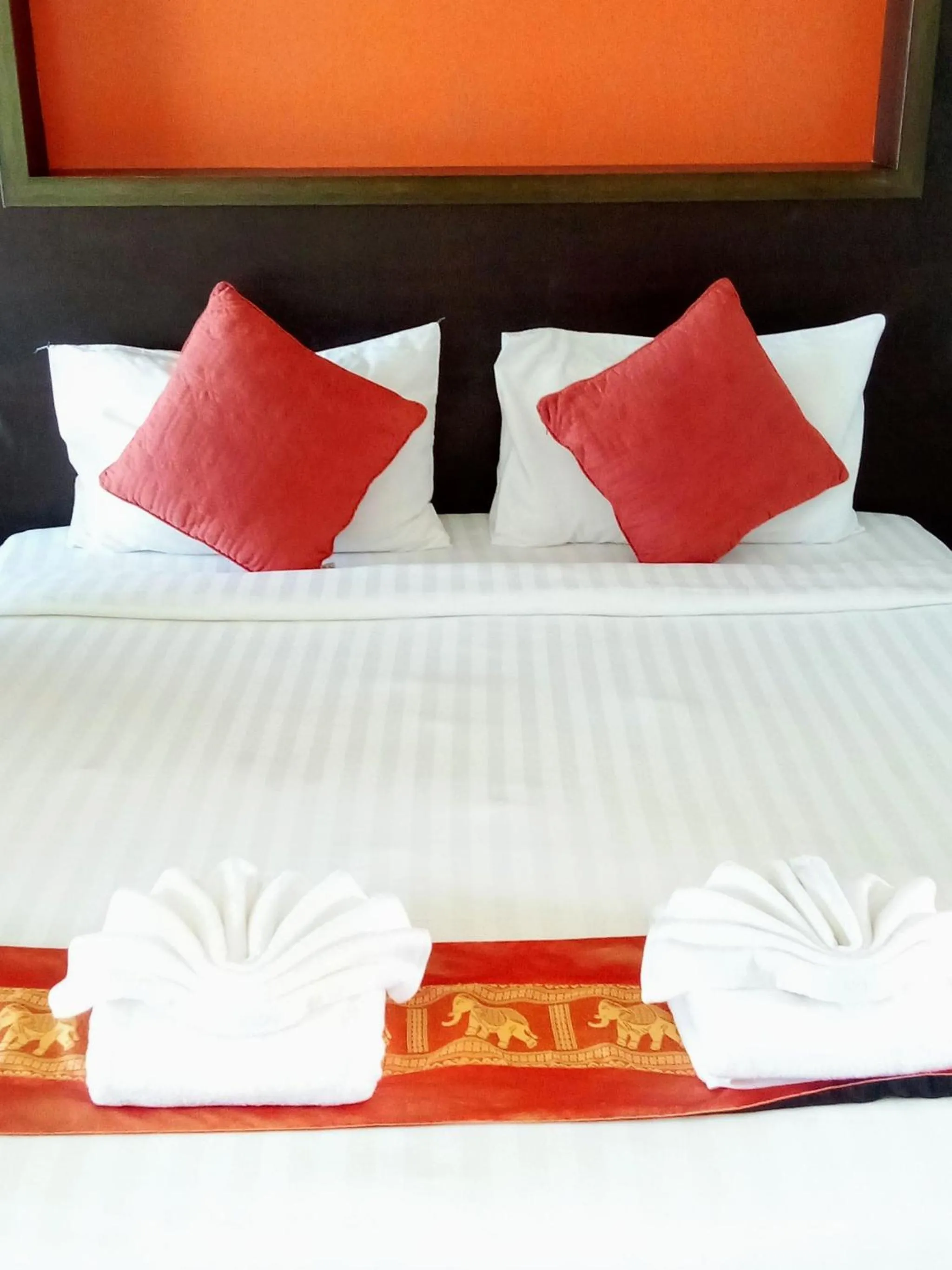 Bed in The Sea @ Lanta Hotel