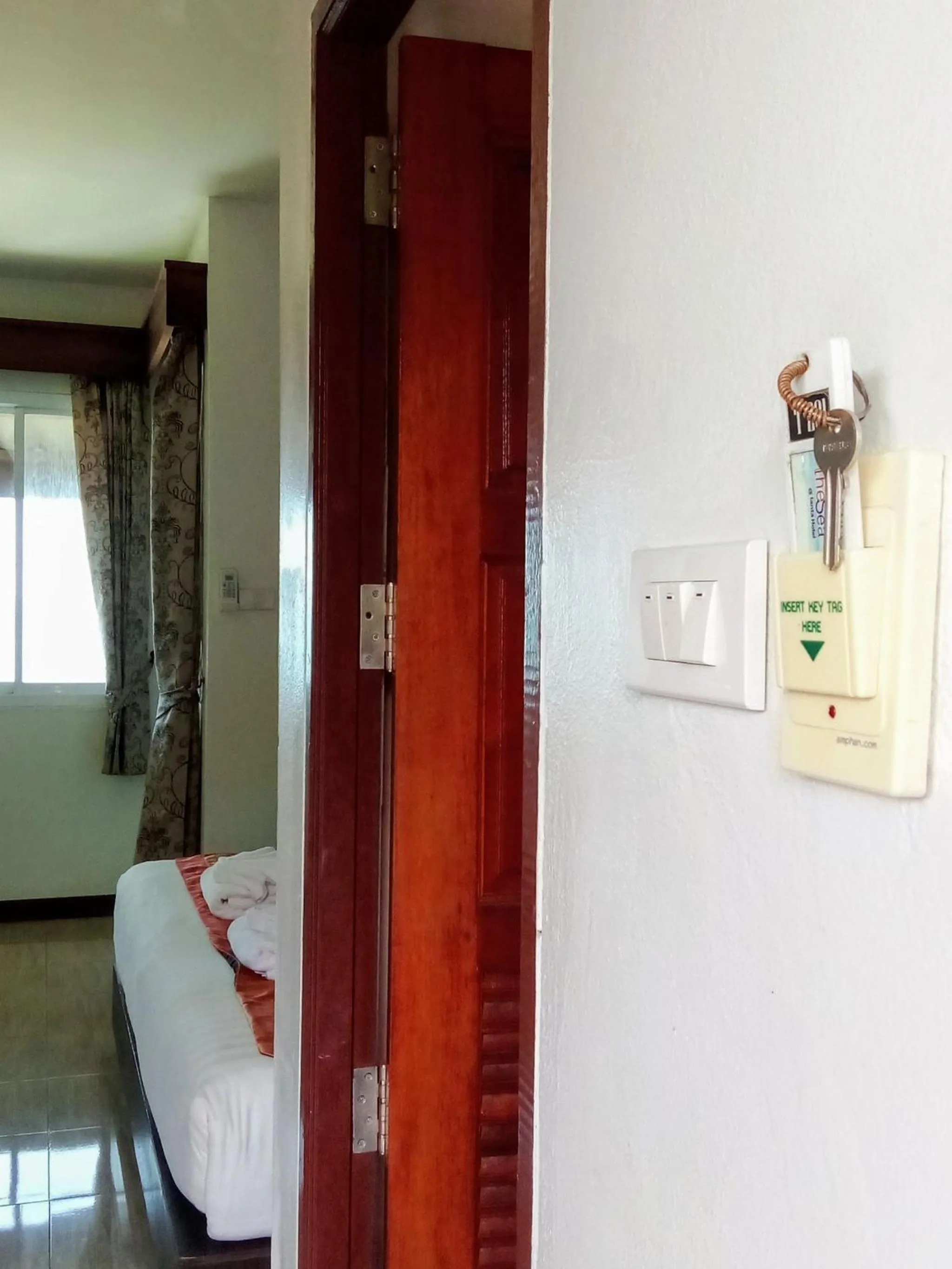 Bed in The Sea @ Lanta Hotel