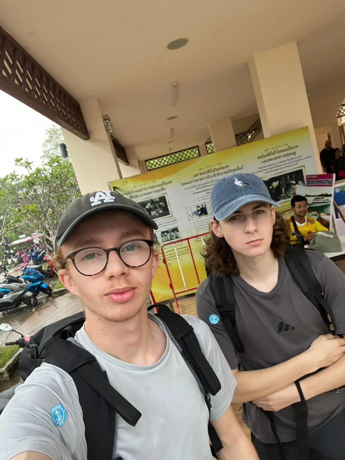 Guests in The Sea @ Lanta Hotel