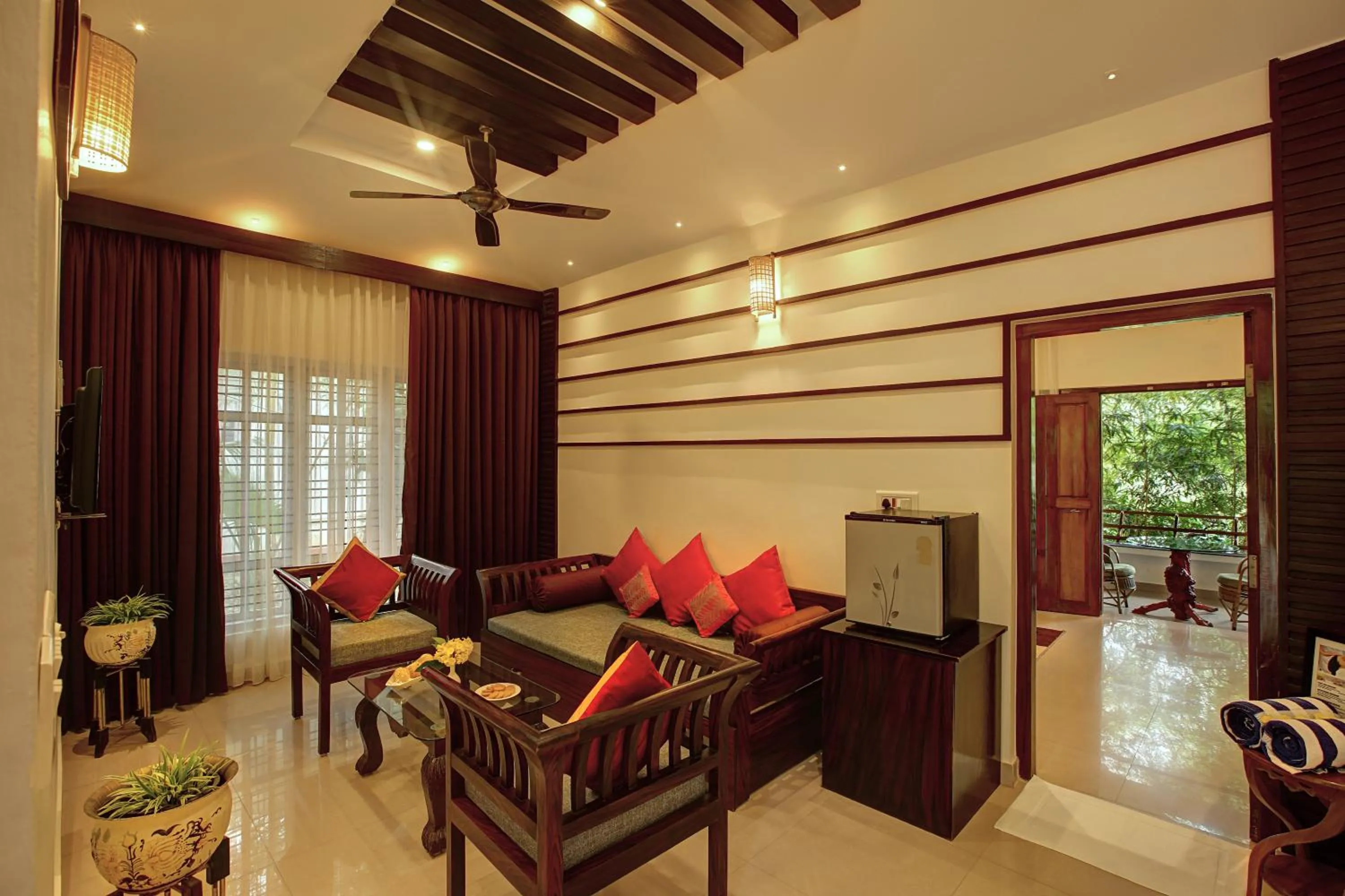 Living room in Gokulam Grand Resort & Spa, Coorg