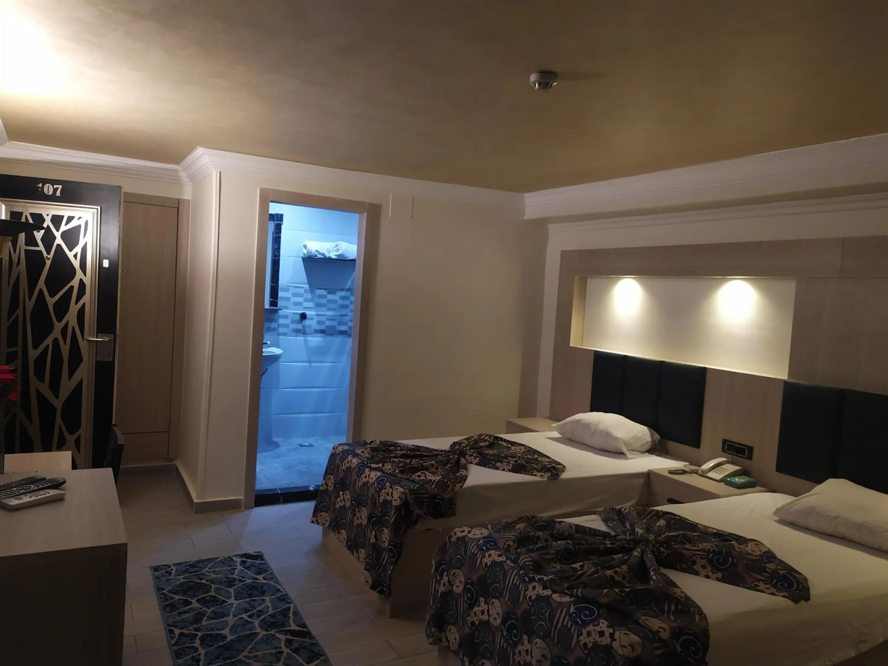 Bed in Havana Hotel Cairo