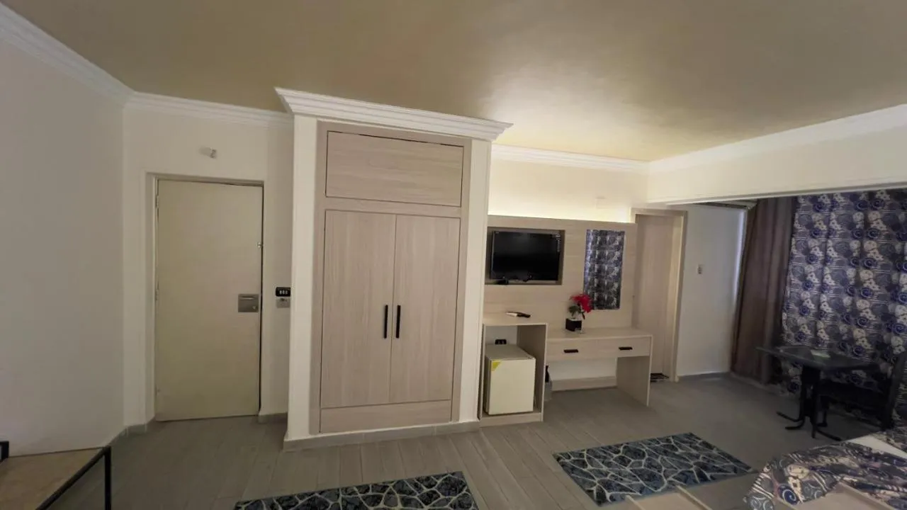 Bed in Havana Hotel Cairo