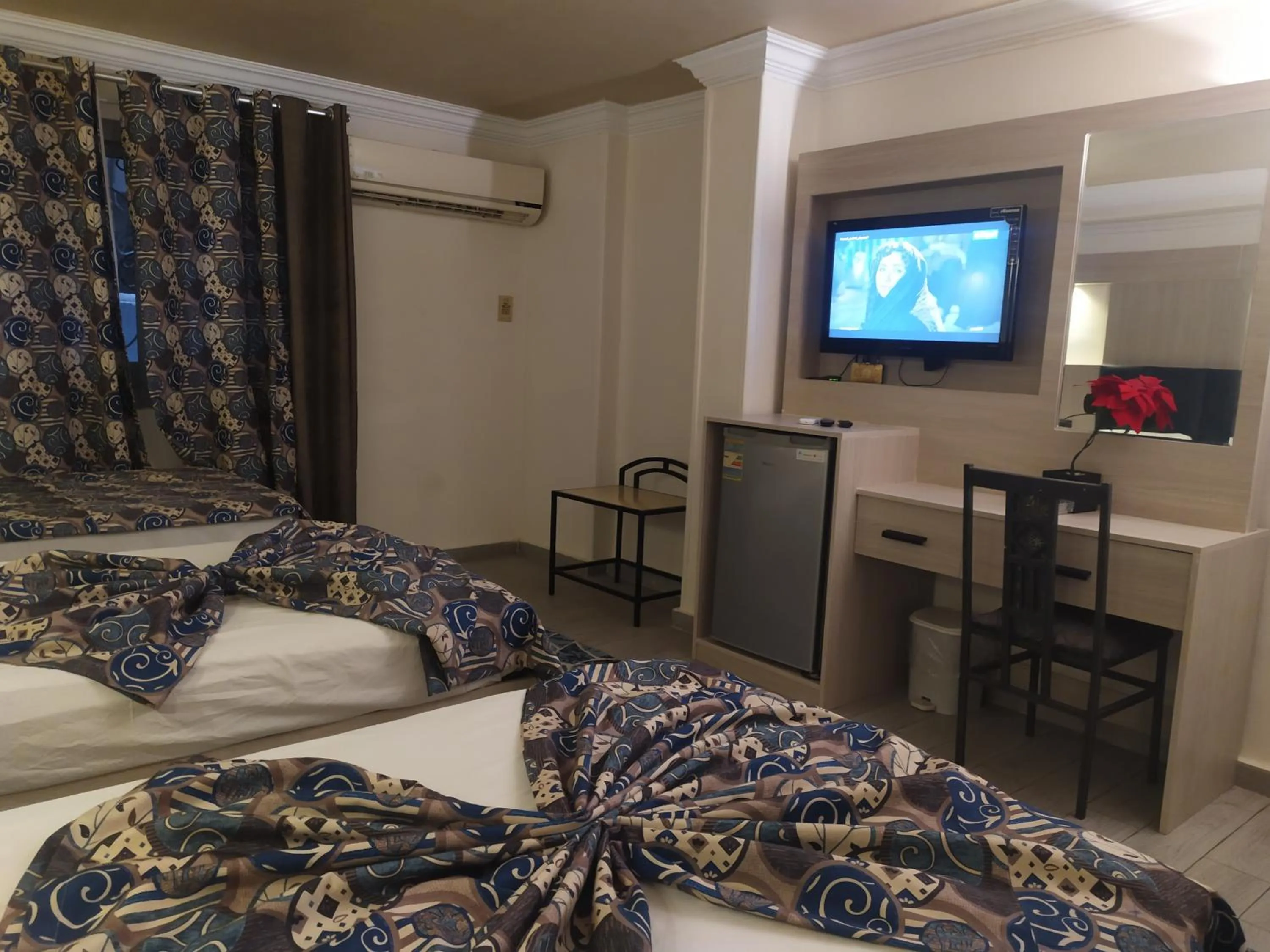 Bed in Havana Hotel Cairo