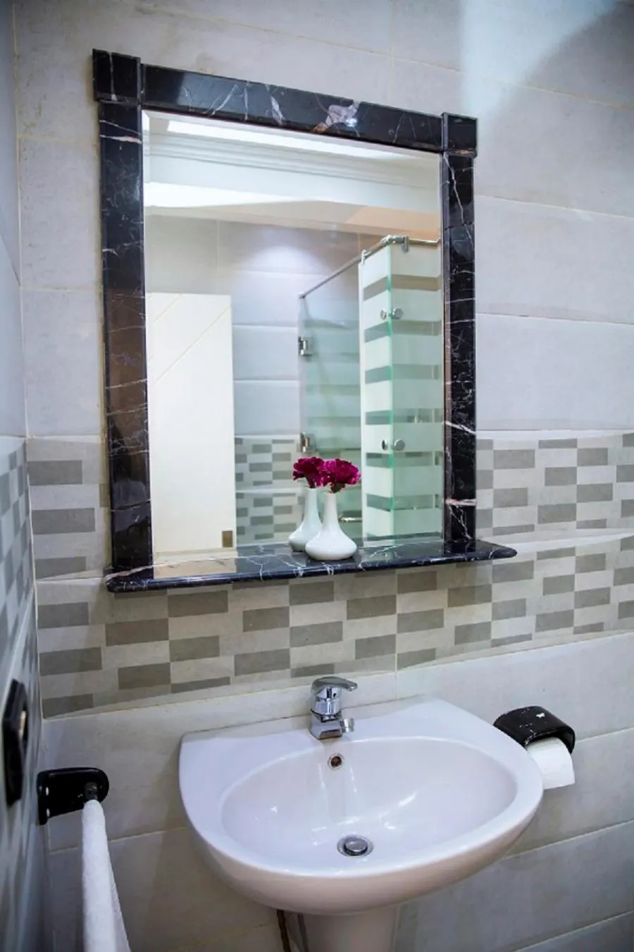 Area and facilities in Havana Hotel Cairo