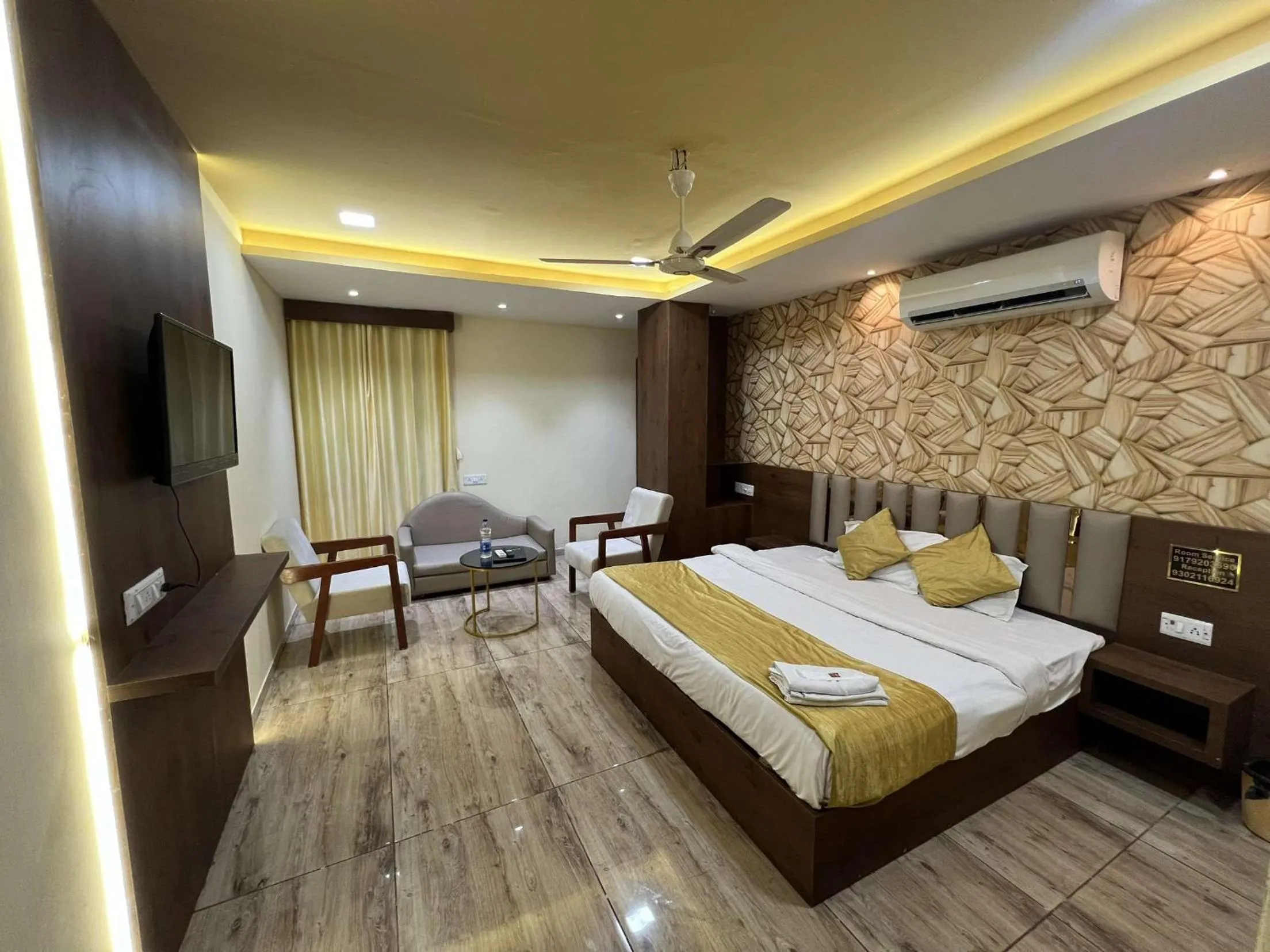 Hotel SHREE PALACE