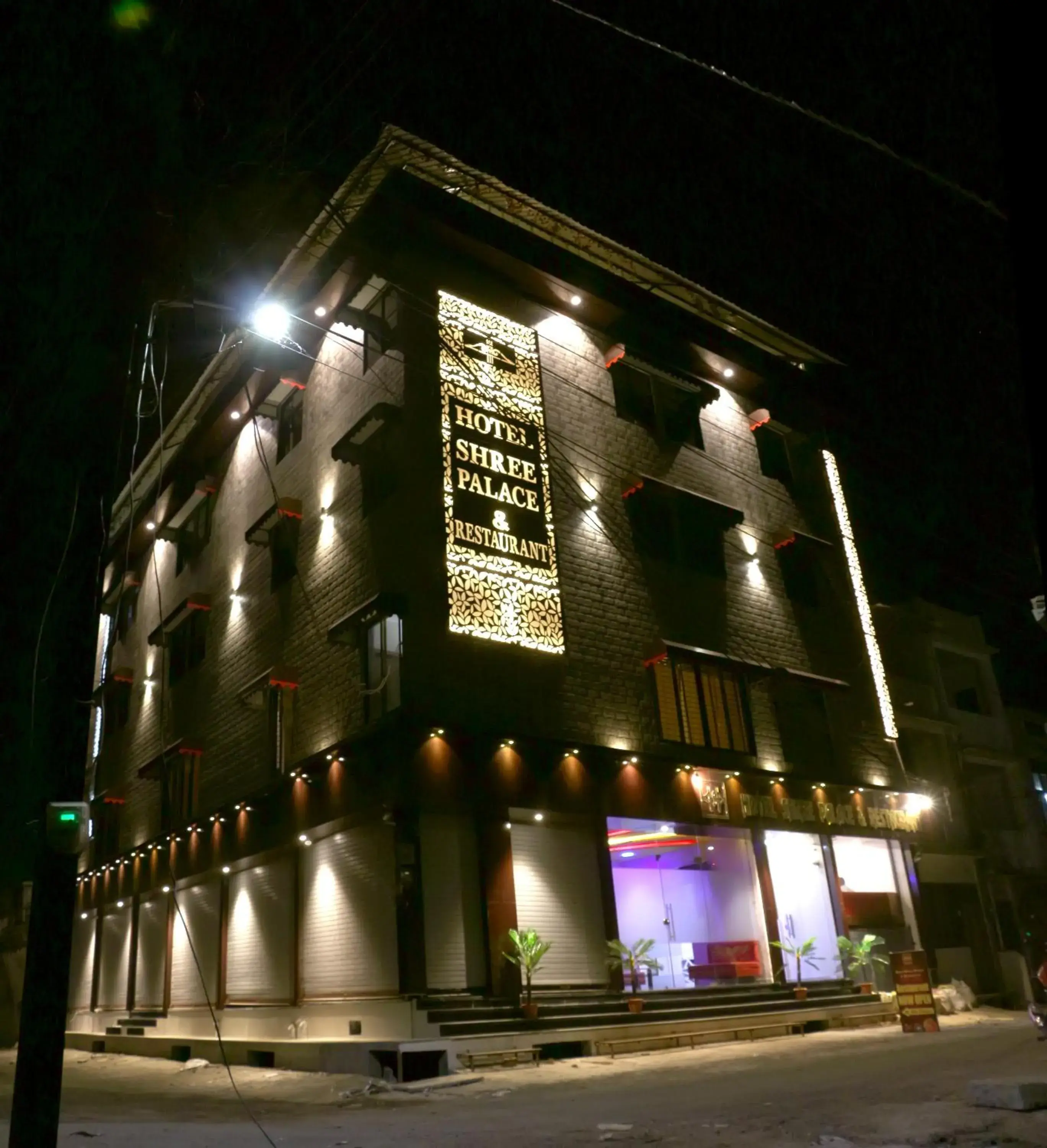 Hotel SHREE PALACE Hotel SHREE PALACE