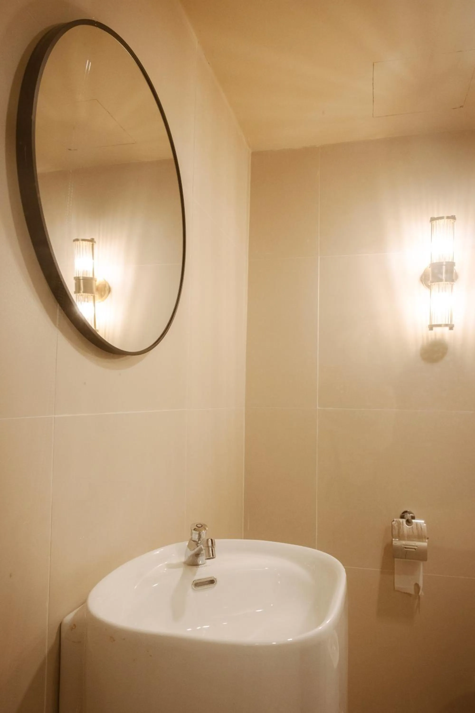 Bathroom in Metro Pratunam Boutique Hotel