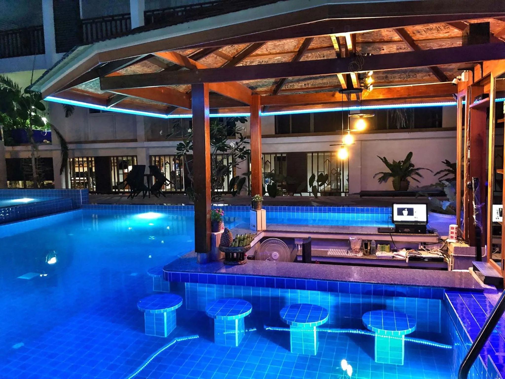 Facade/entrance in Pranee Amata