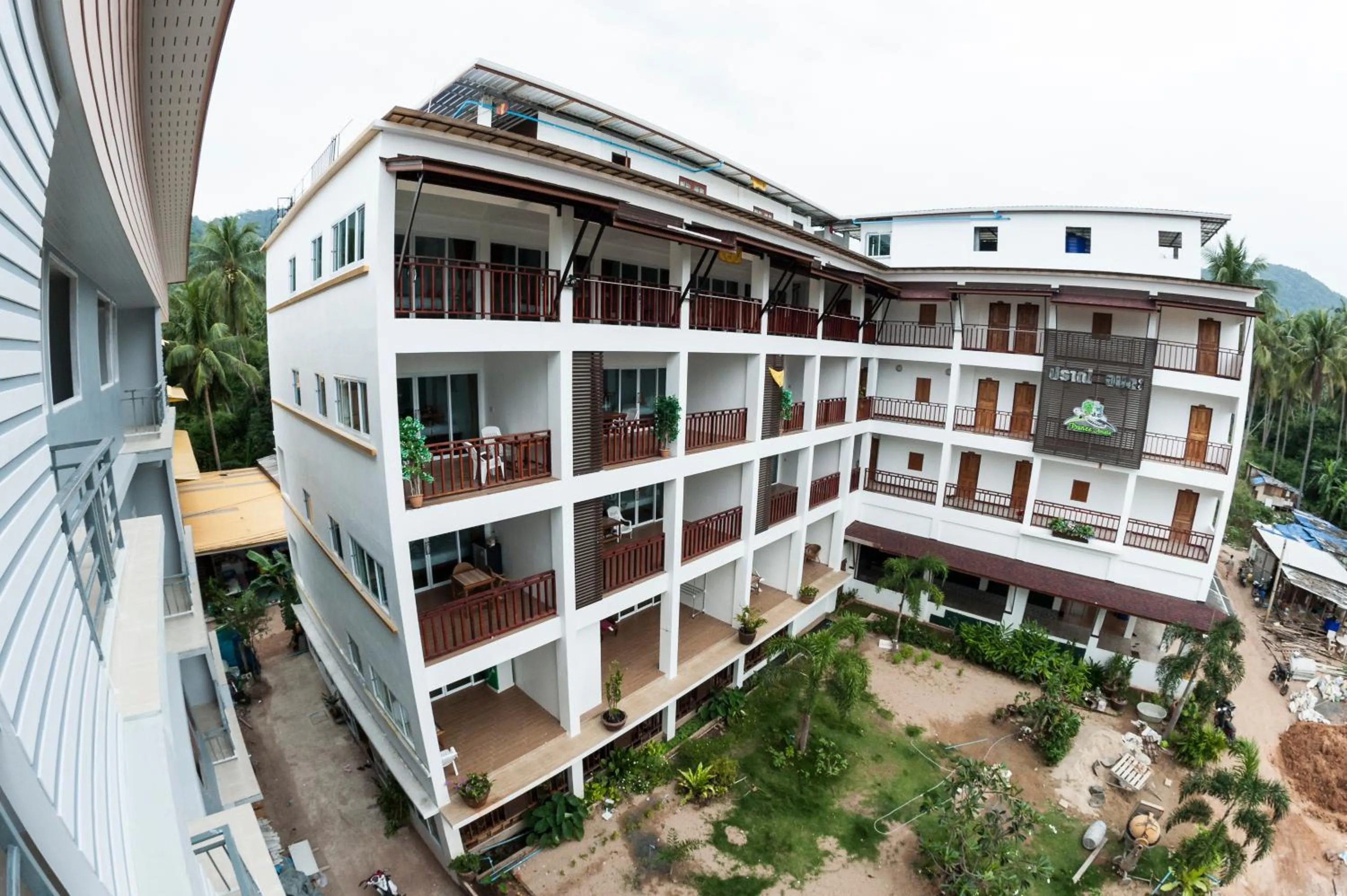 Property building in Pranee Amata