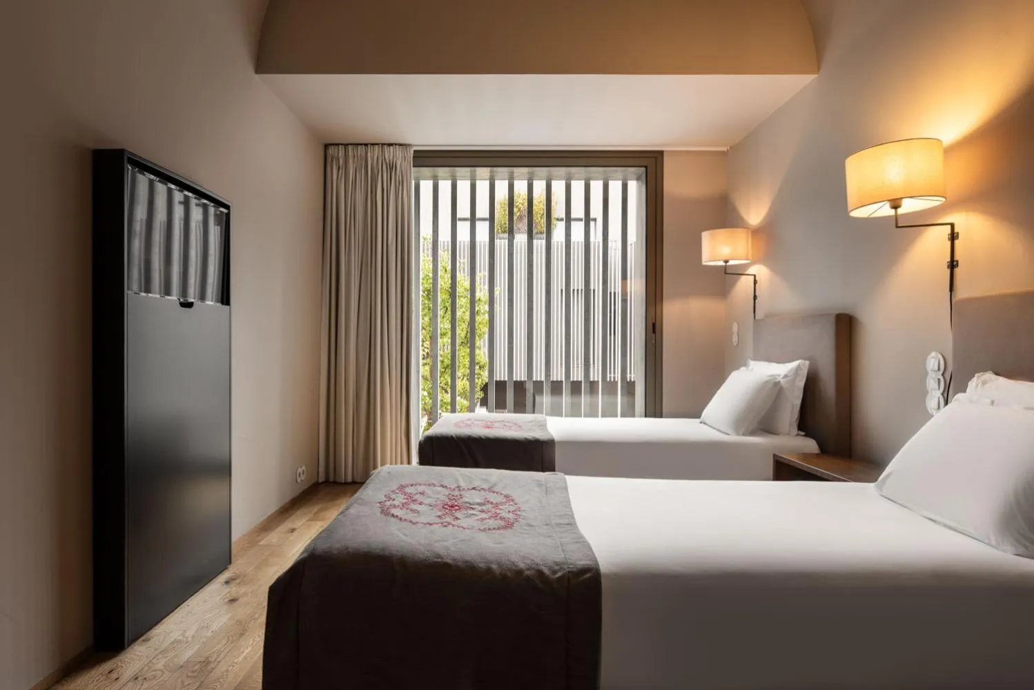 Photo of the whole room, Bed in Eurostars Santa Luzia