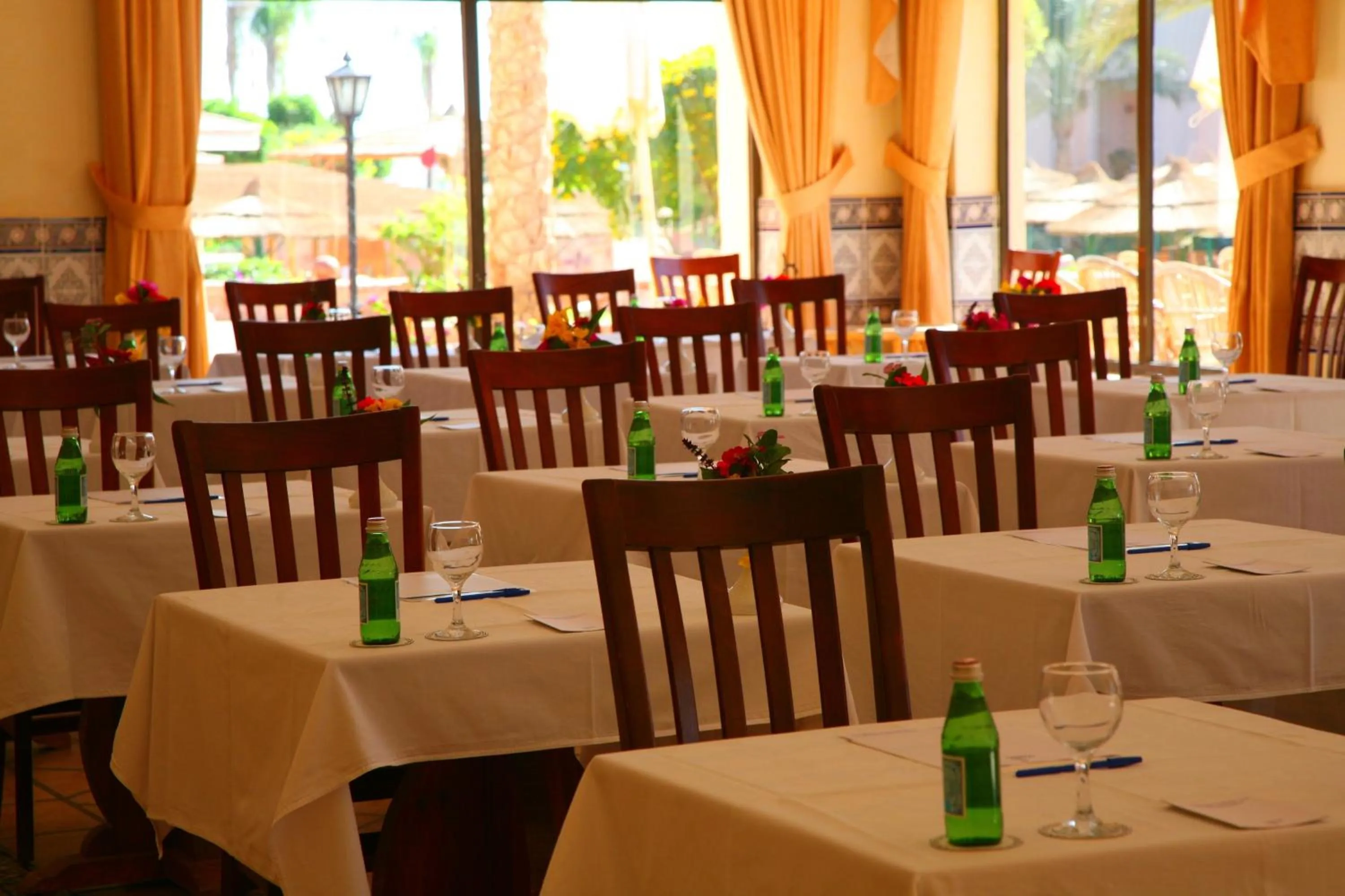 Restaurant/places to eat in Flamenco Beach & Resort Quseir