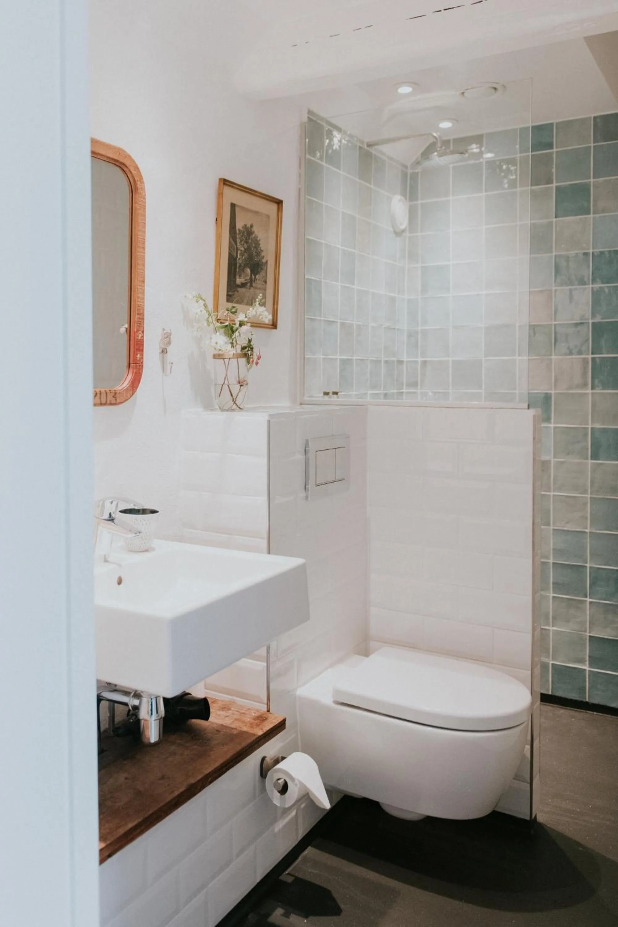 Bathroom in Hotel På Torvet