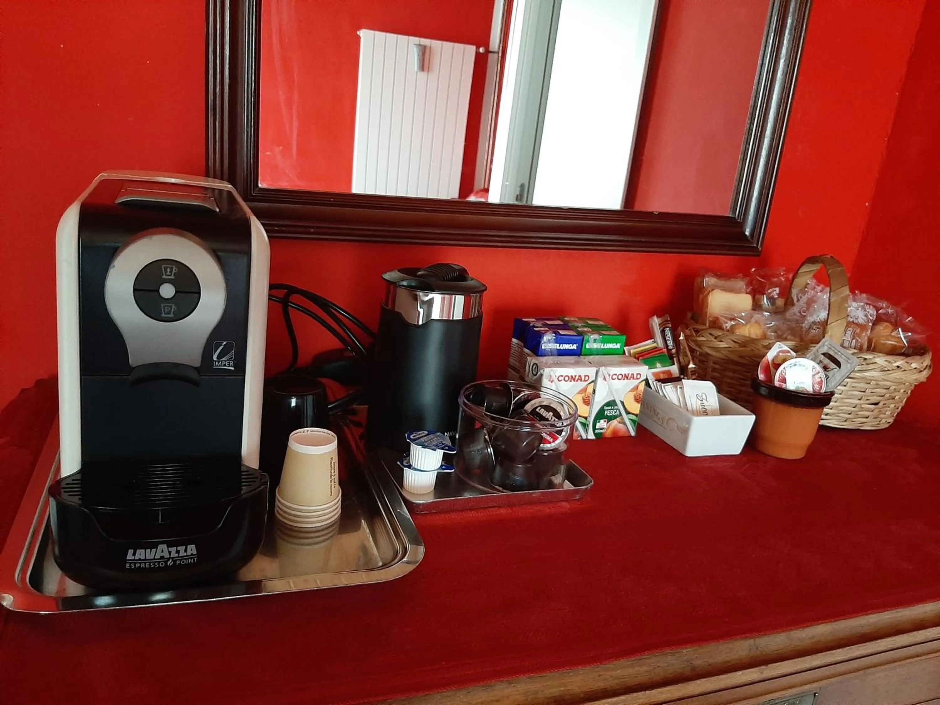 Coffee/tea facilities in B&B La Locanda del Cinghiale