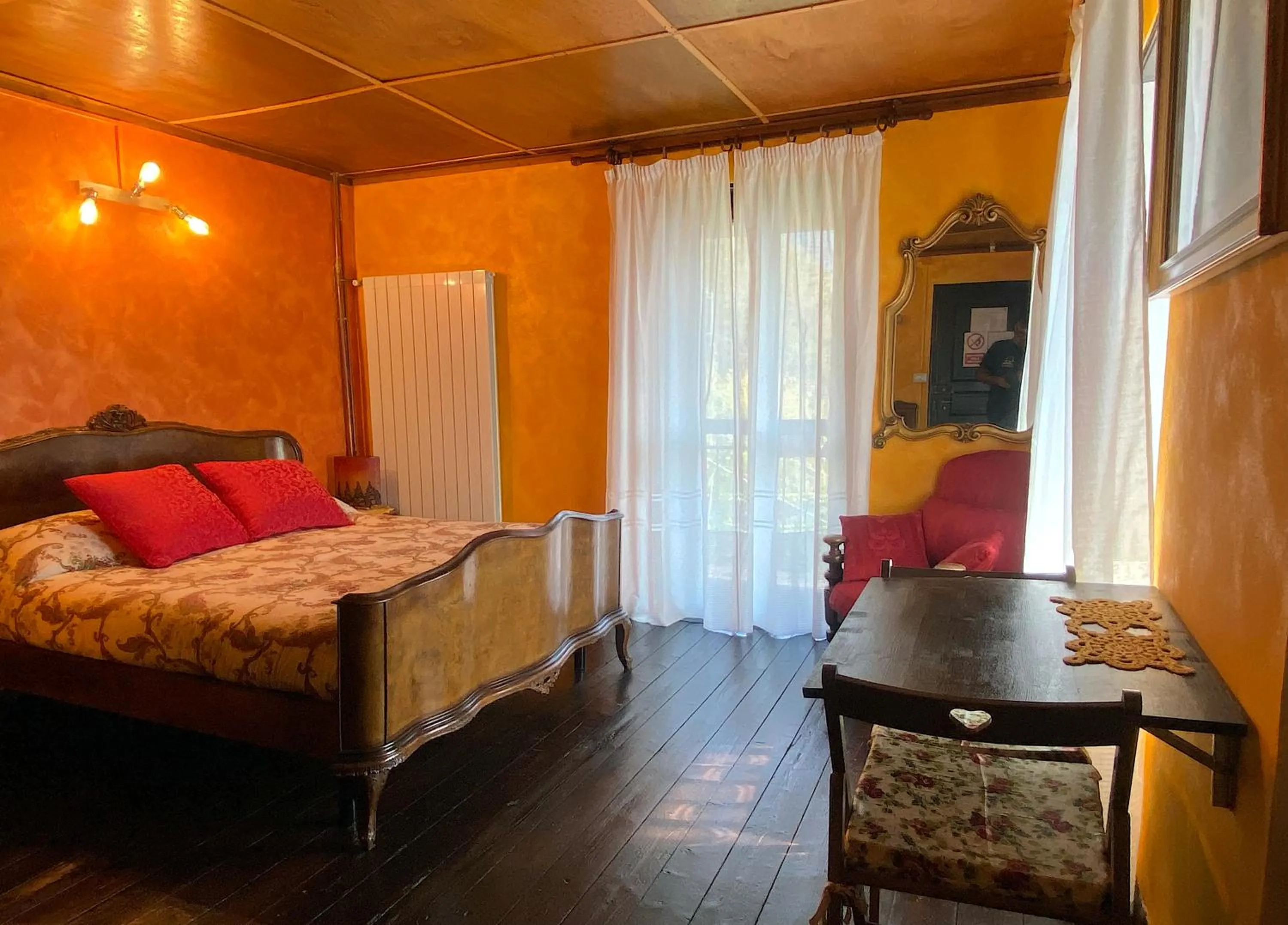 Bedroom, Bed in B&B La Locanda del Cinghiale