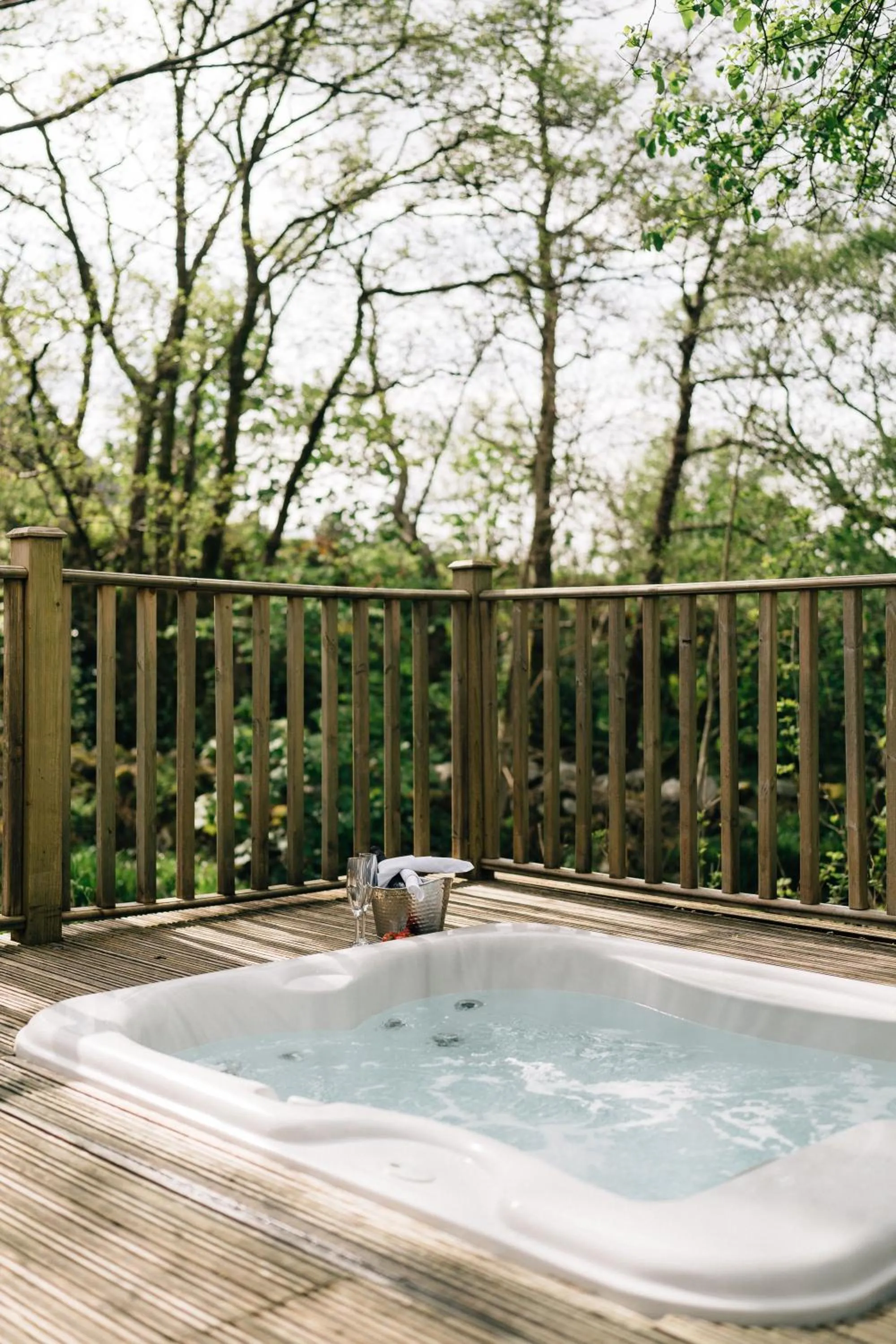 Hot Tub in RiverBeds - Luxury Wee Lodges with Hot Tubs