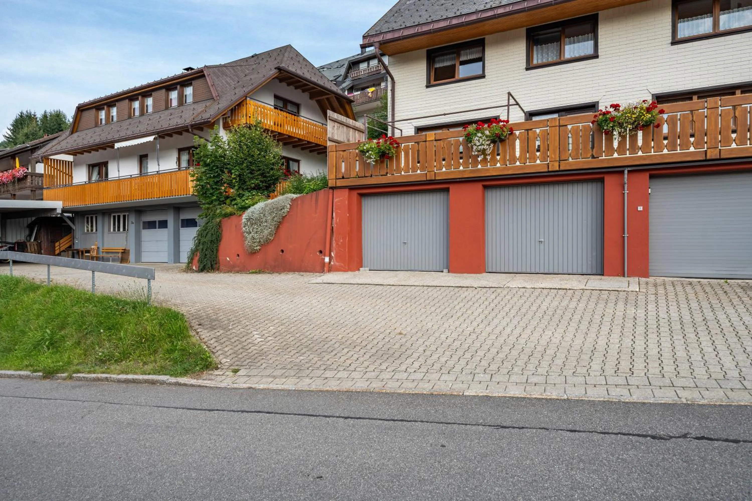 Property building in Haus Schöneck