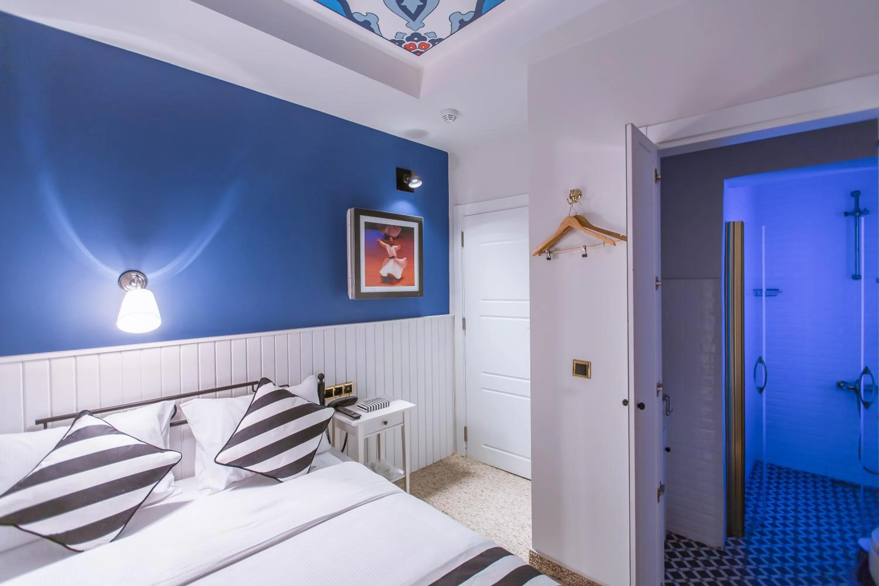 Photo of the whole room, Bed in Araf Hotel