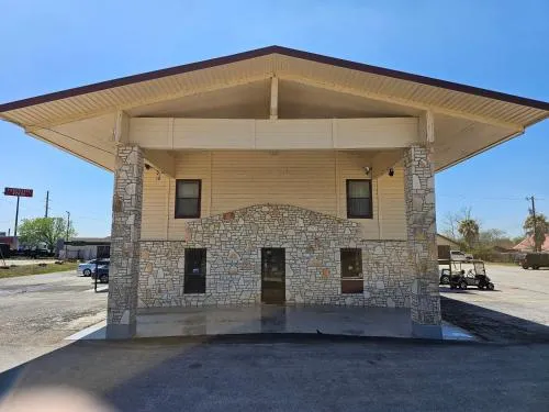 Executive Inn