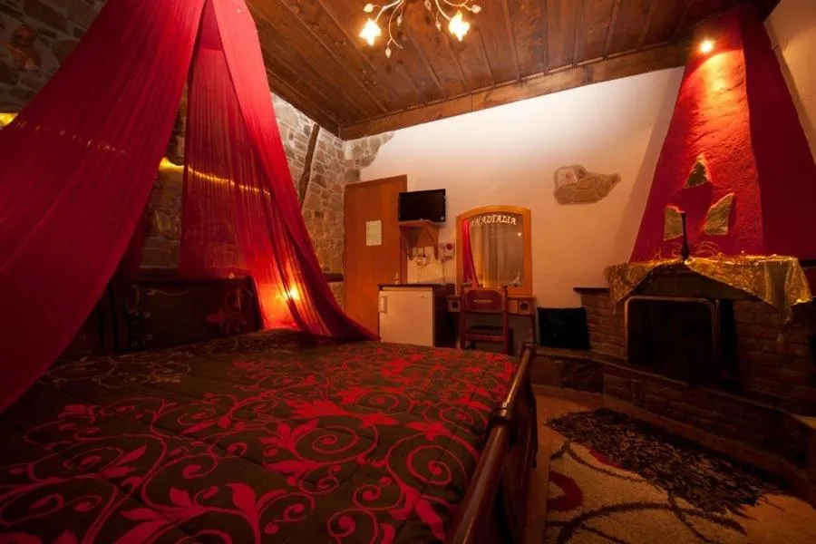 BBQ facilities, Bed in Pansion Anastasia