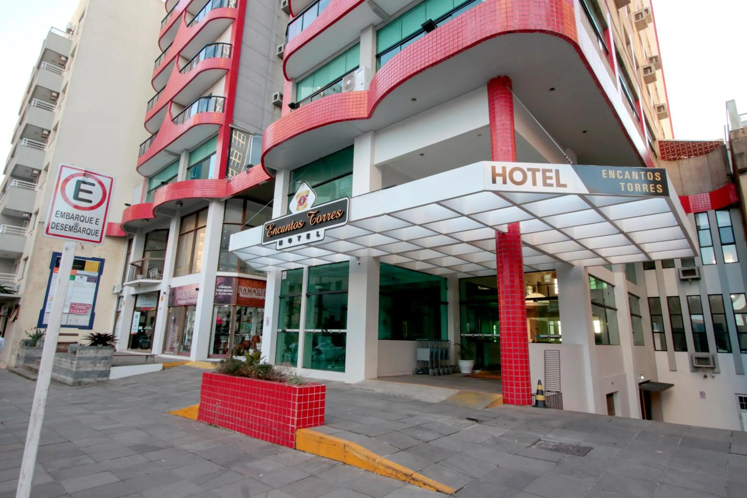 Facade/entrance in Life Hotel Torres