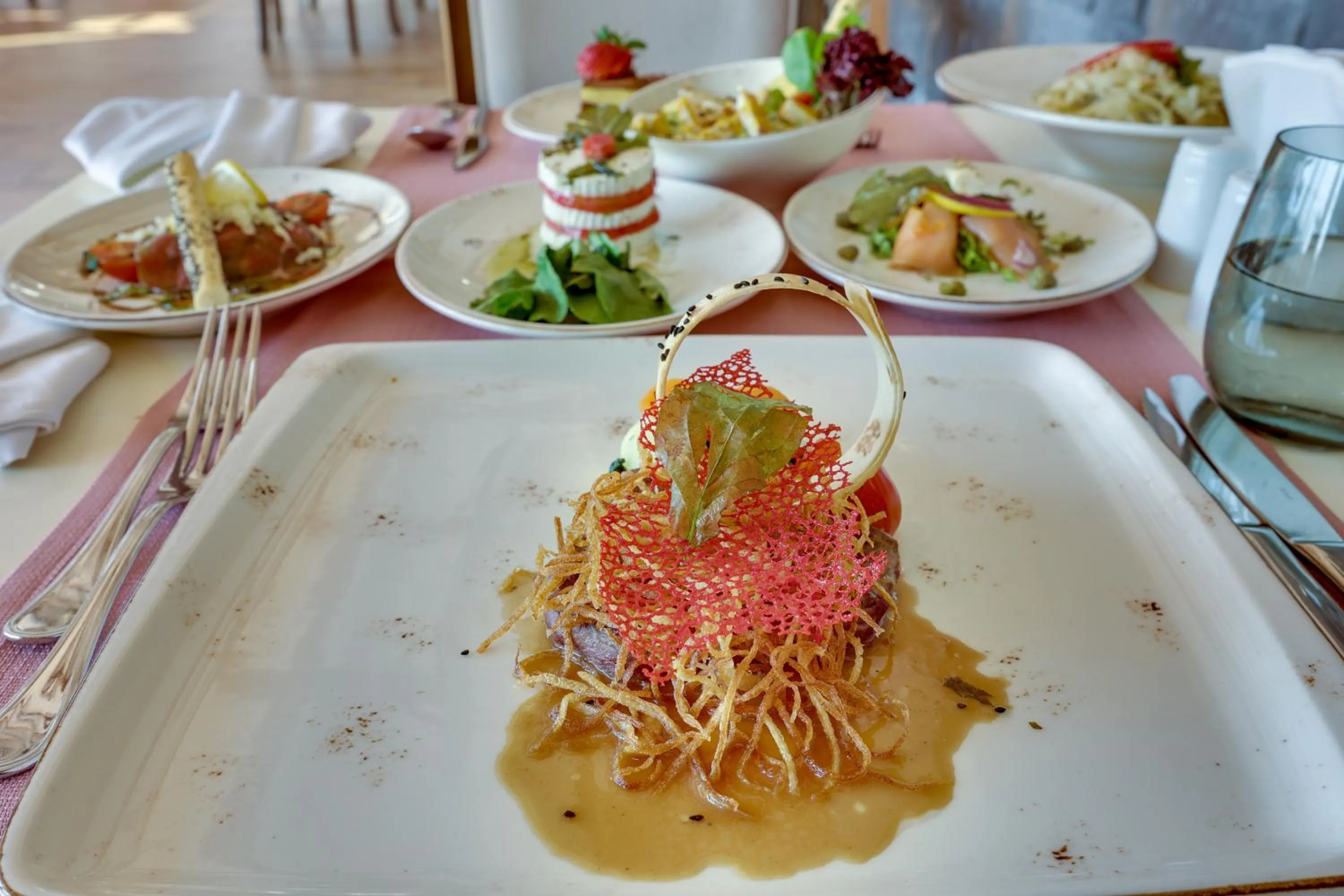 Restaurant/places to eat in Ramada Hotel & Suites by Wyndham Kusadasi