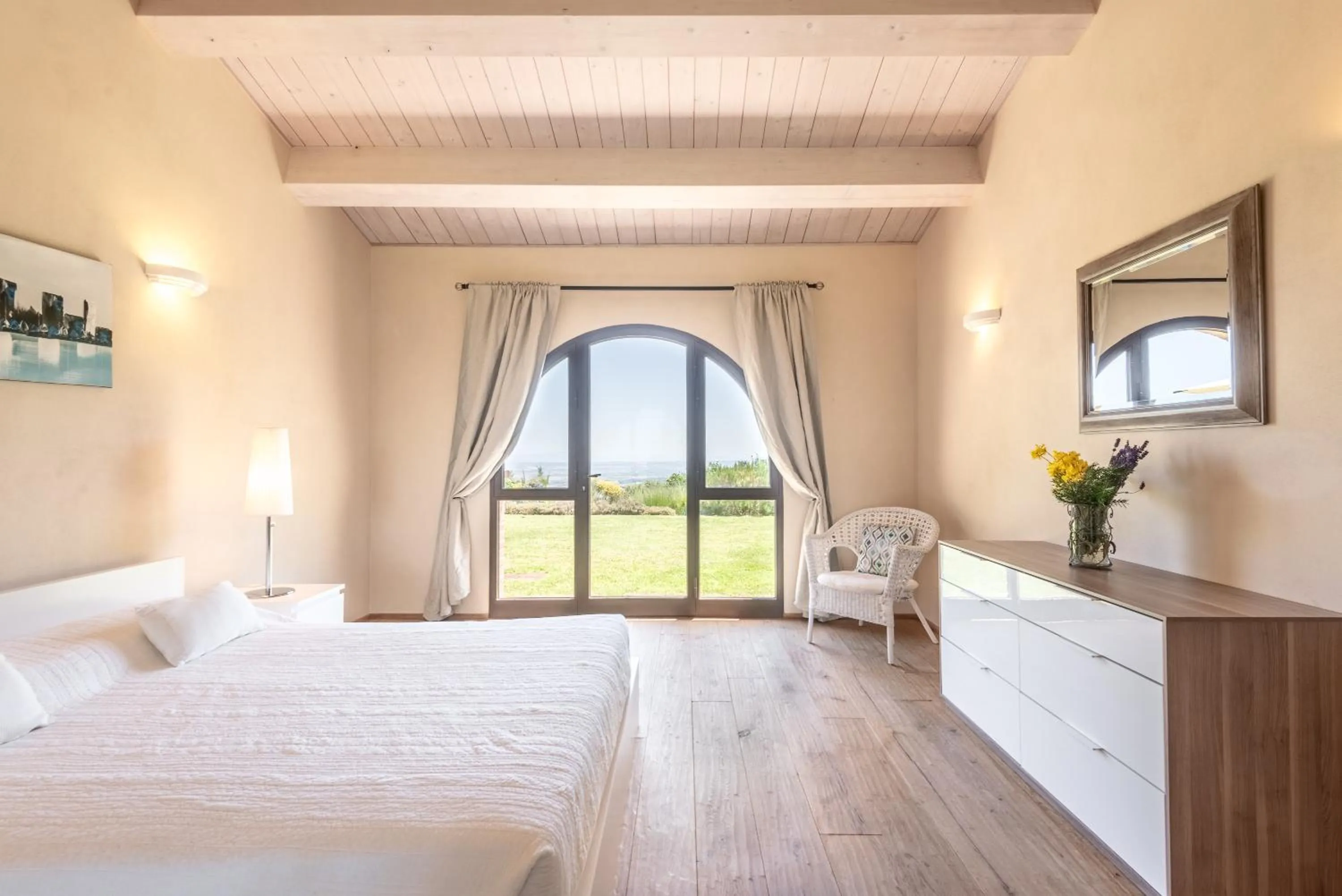 Spring, Bed in Cignella Resort