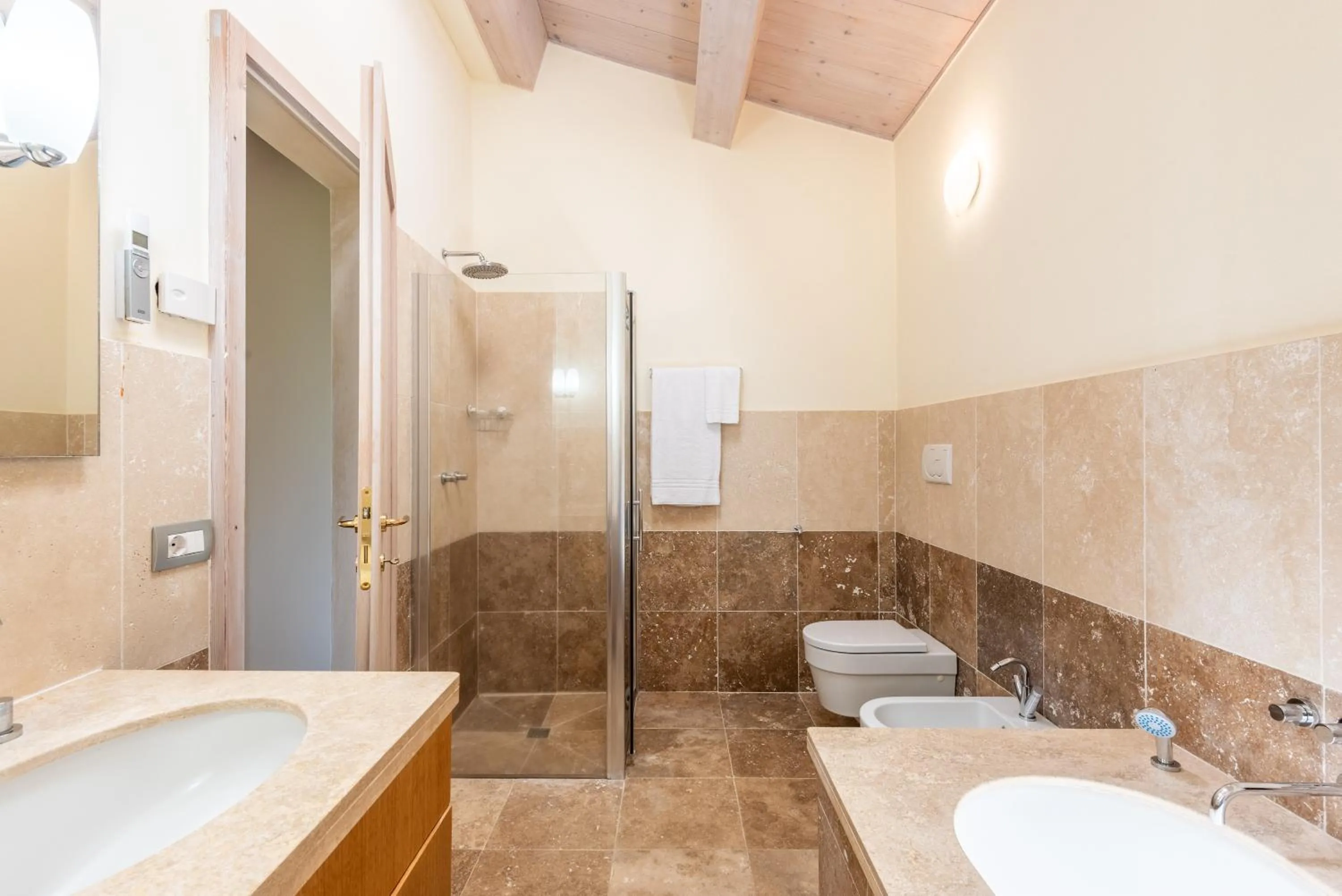 Shower in Cignella Resort