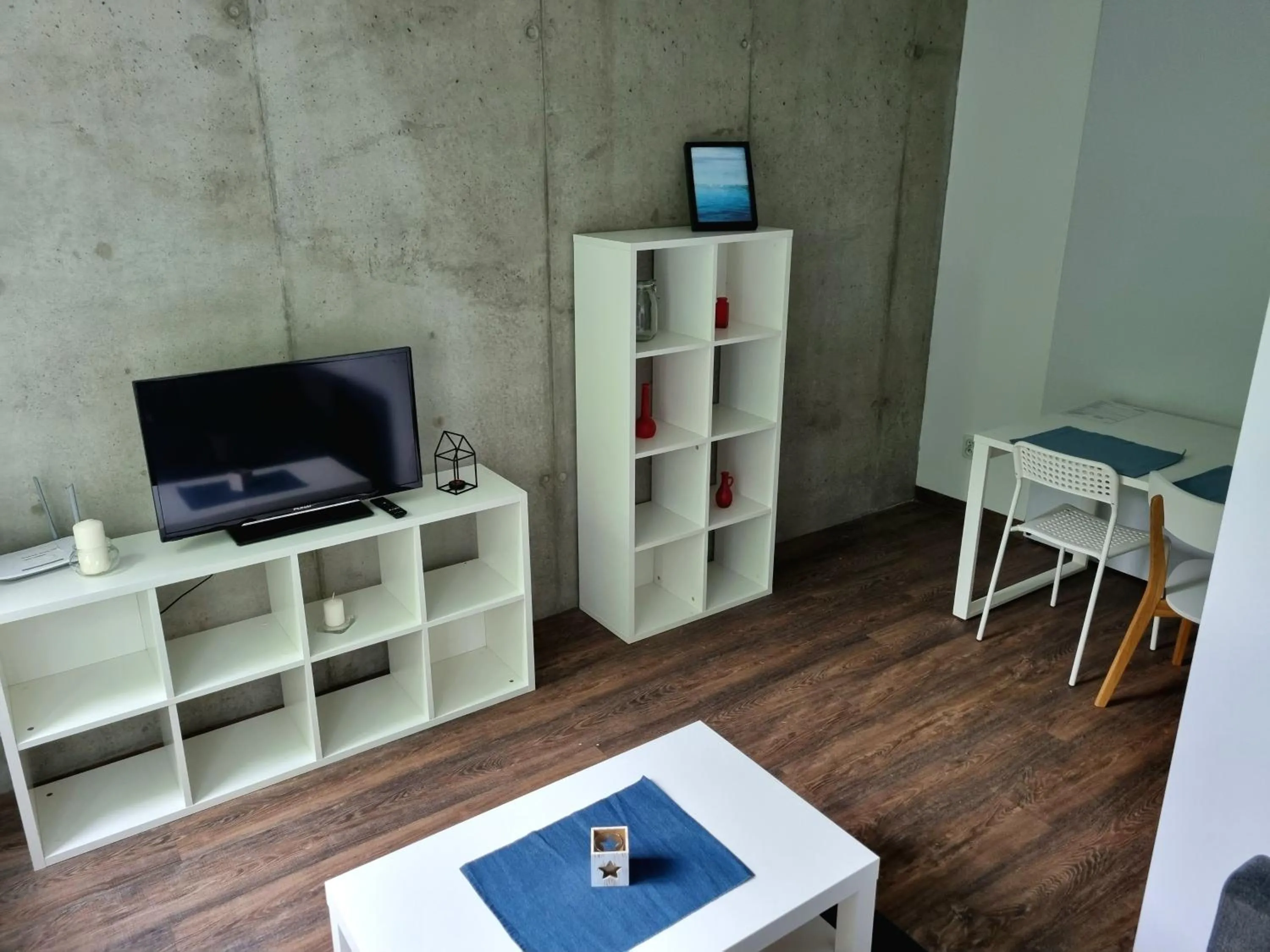 Seating area in Cube Apartamenty