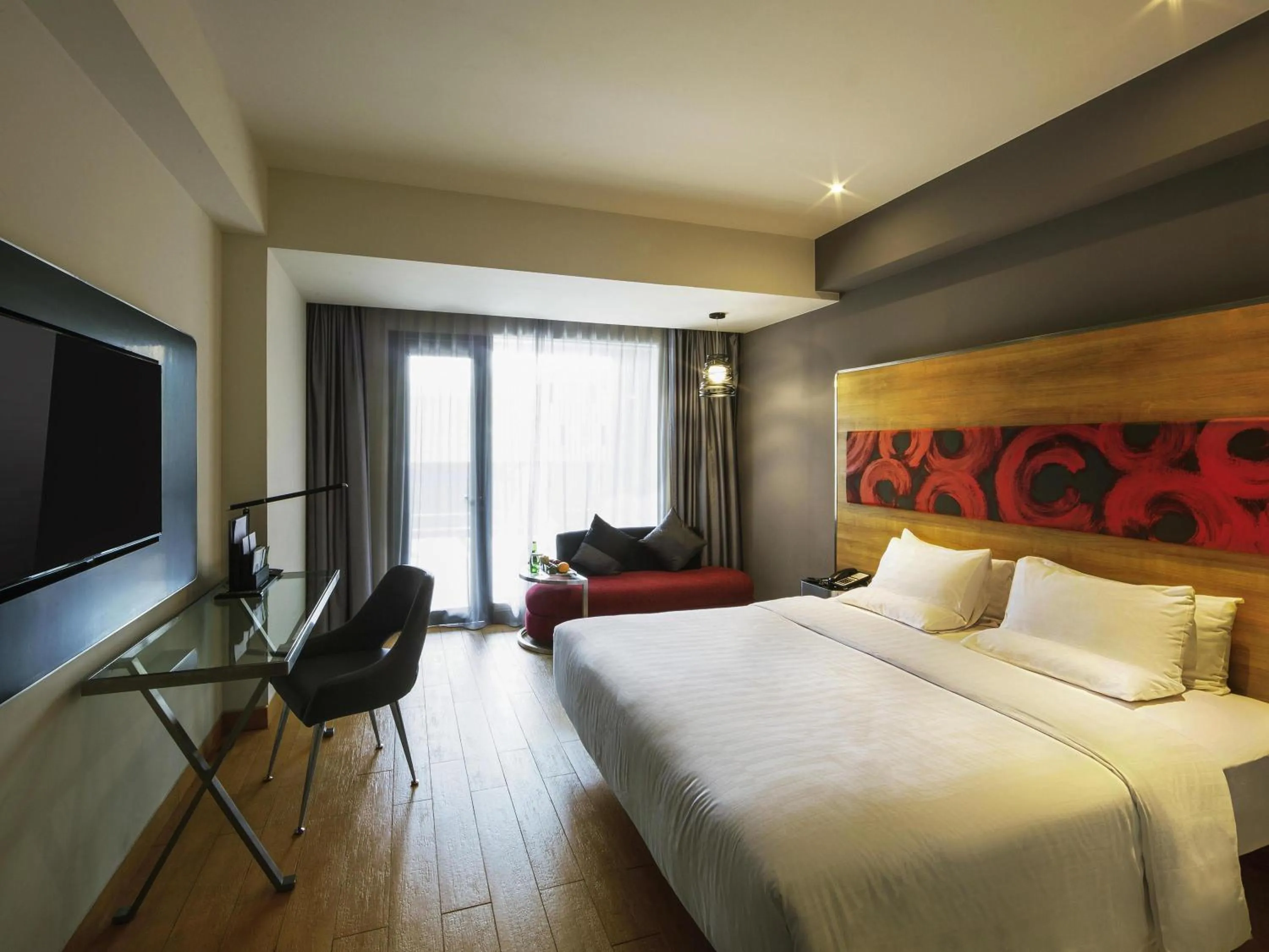 Bedroom, Bed in Novotel Pekanbaru