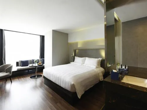 Novotel Suites Hanoi