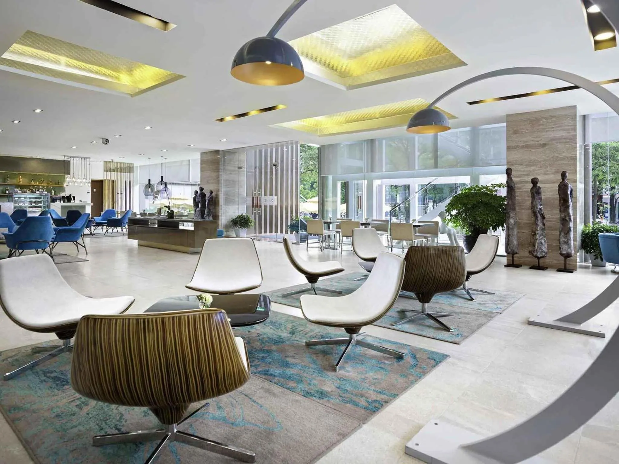 Lounge or bar in Novotel Suites Hanoi