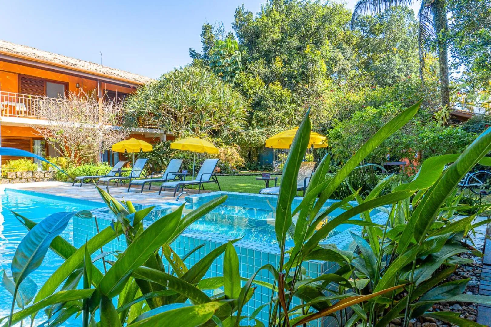 Swimming pool in Pousada Jamboo