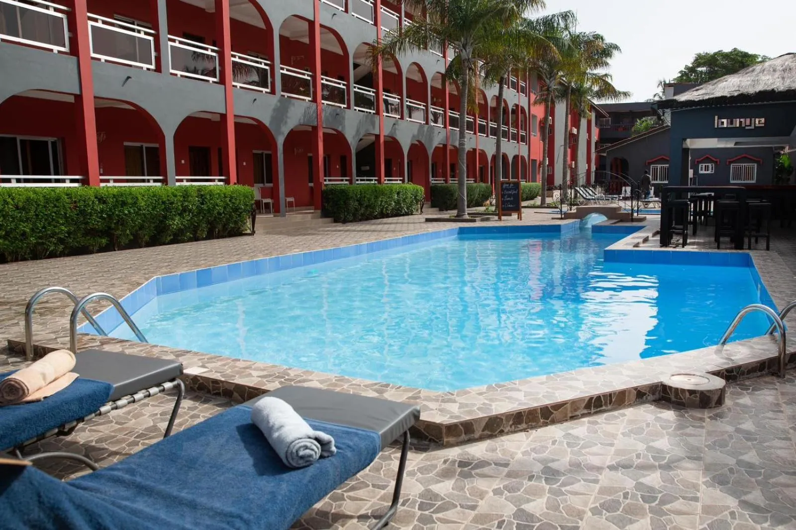 Seaview Gardens Hotel