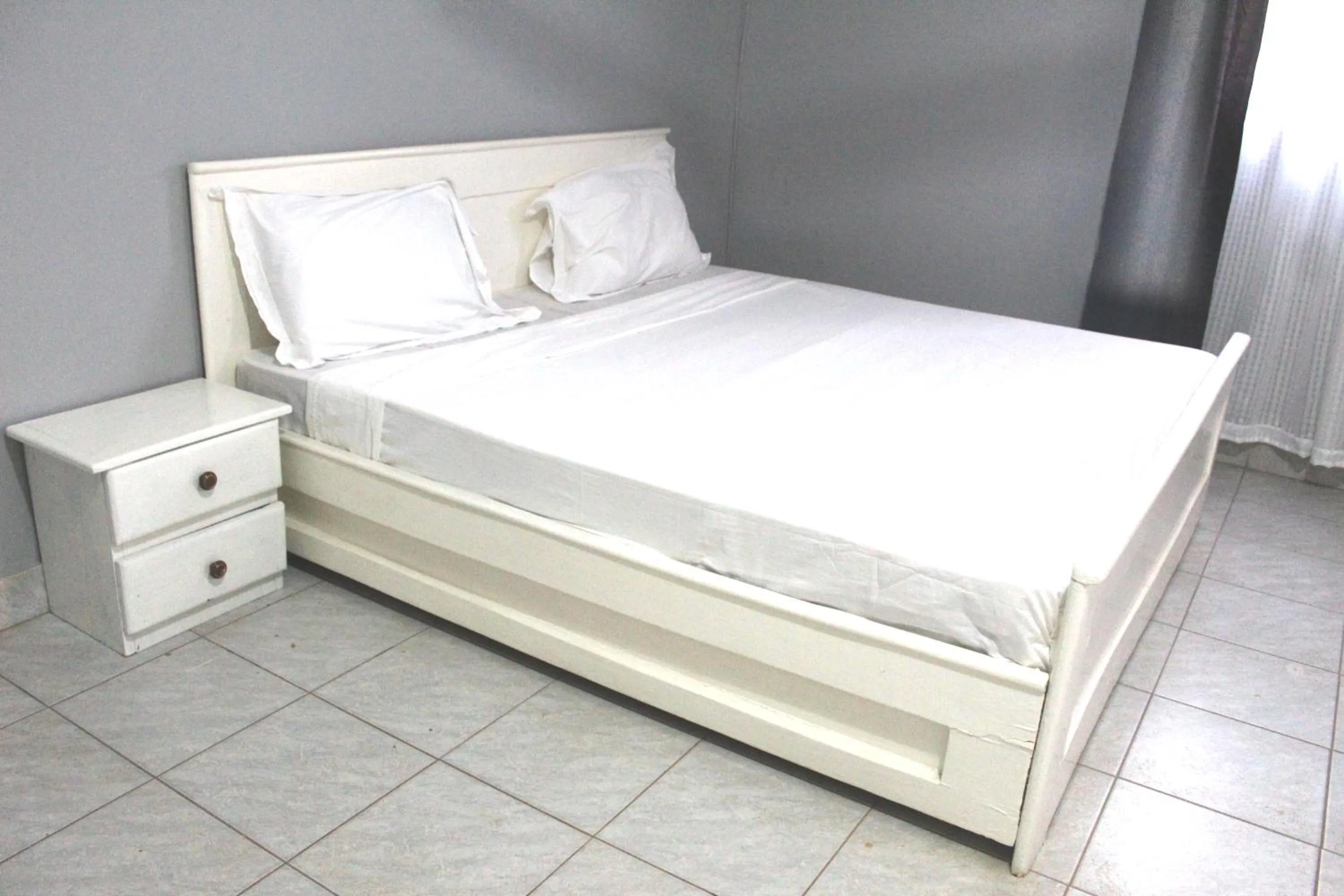 Bed in Harmony house apartments