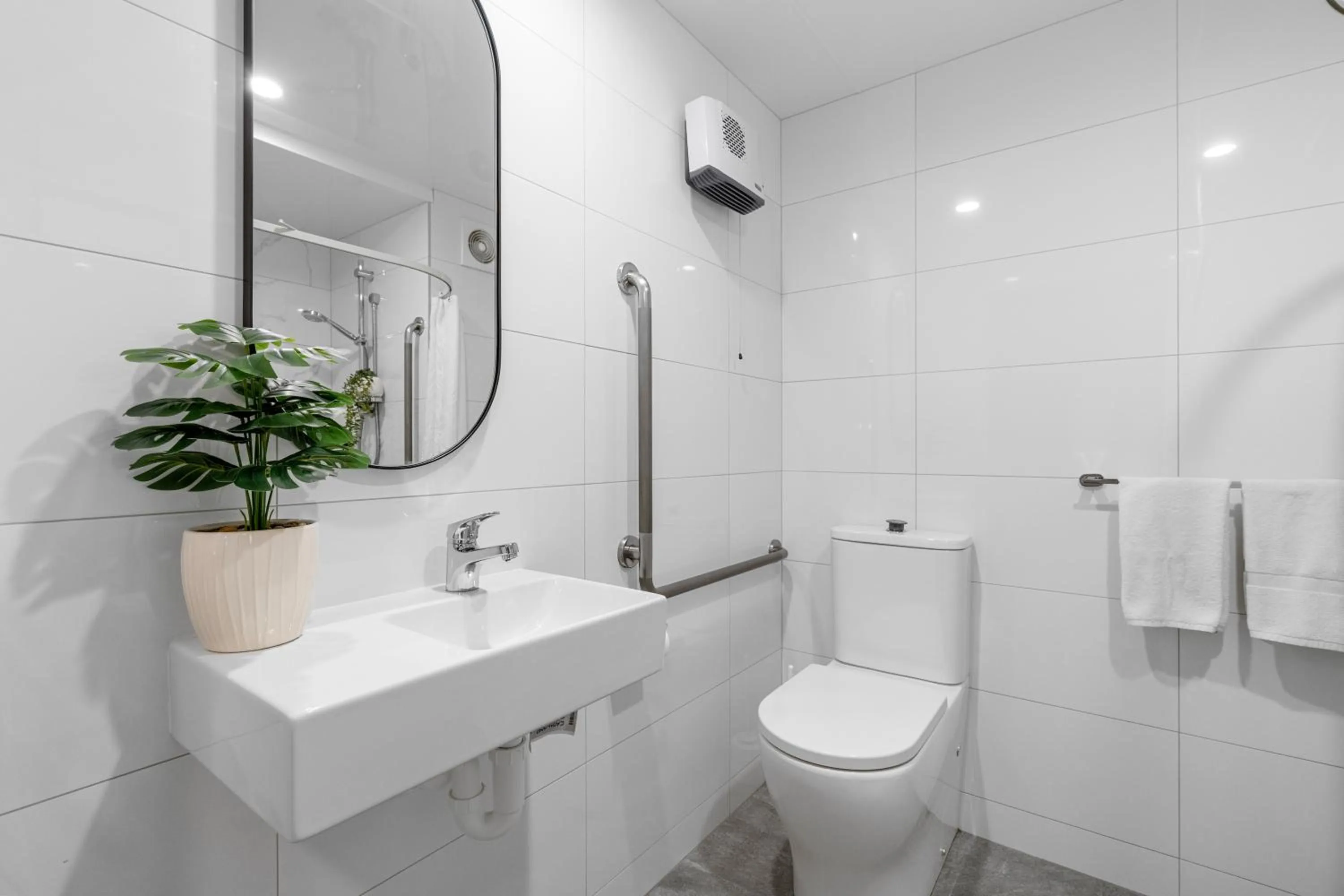 Bathroom in Tasman Holiday Parks - Christchurch