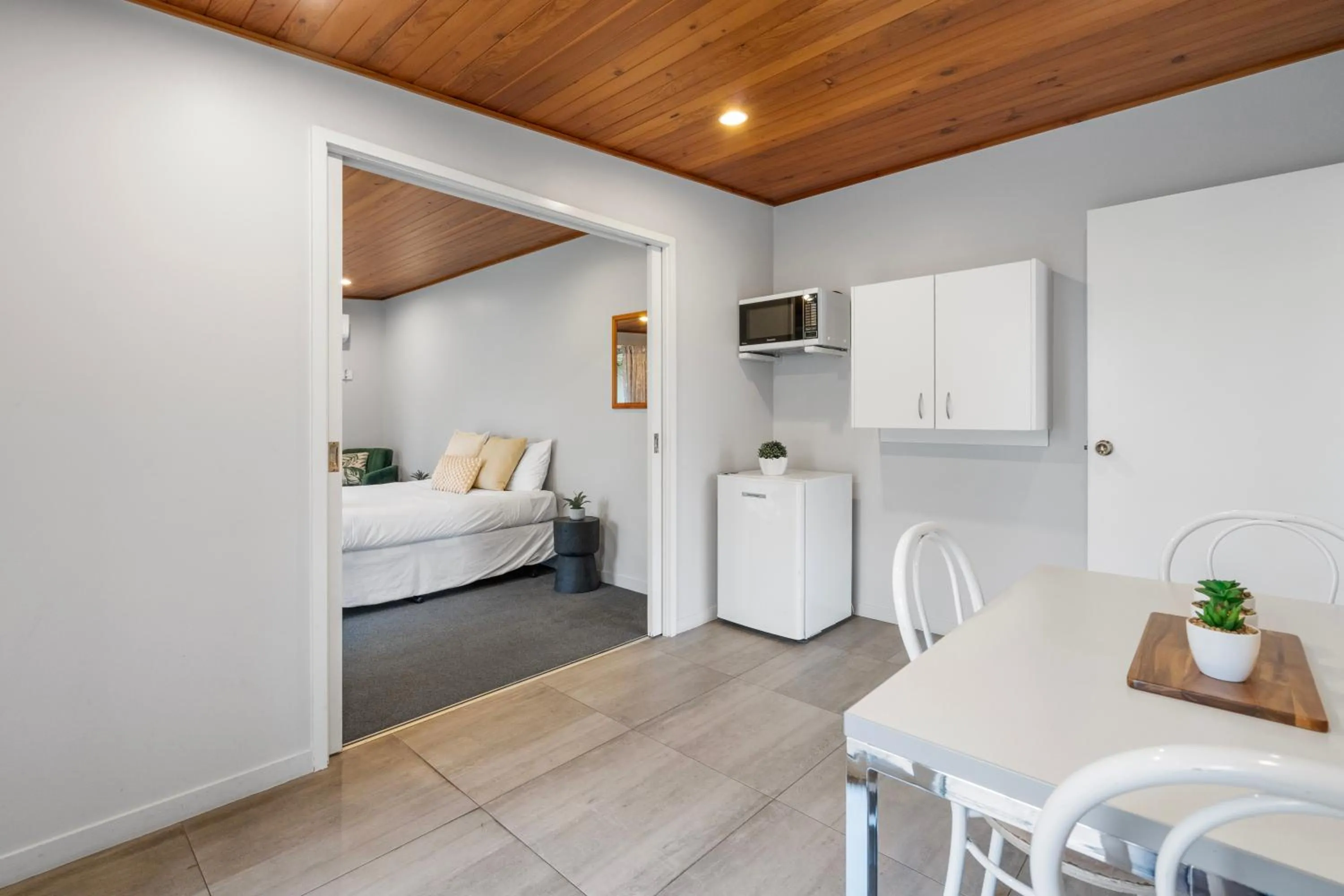 Bed in Tasman Holiday Parks - Christchurch