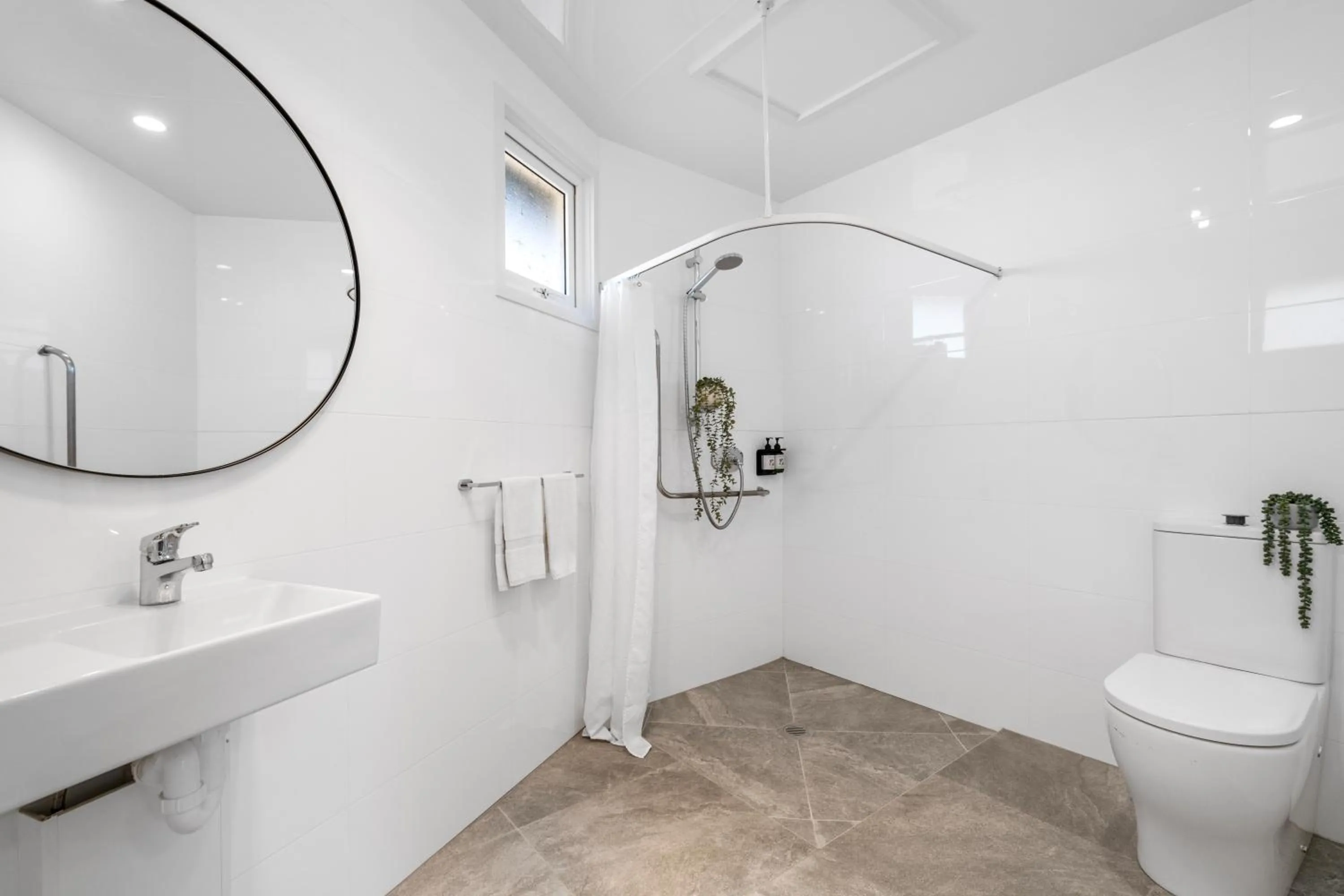 Bathroom in Tasman Holiday Parks - Christchurch