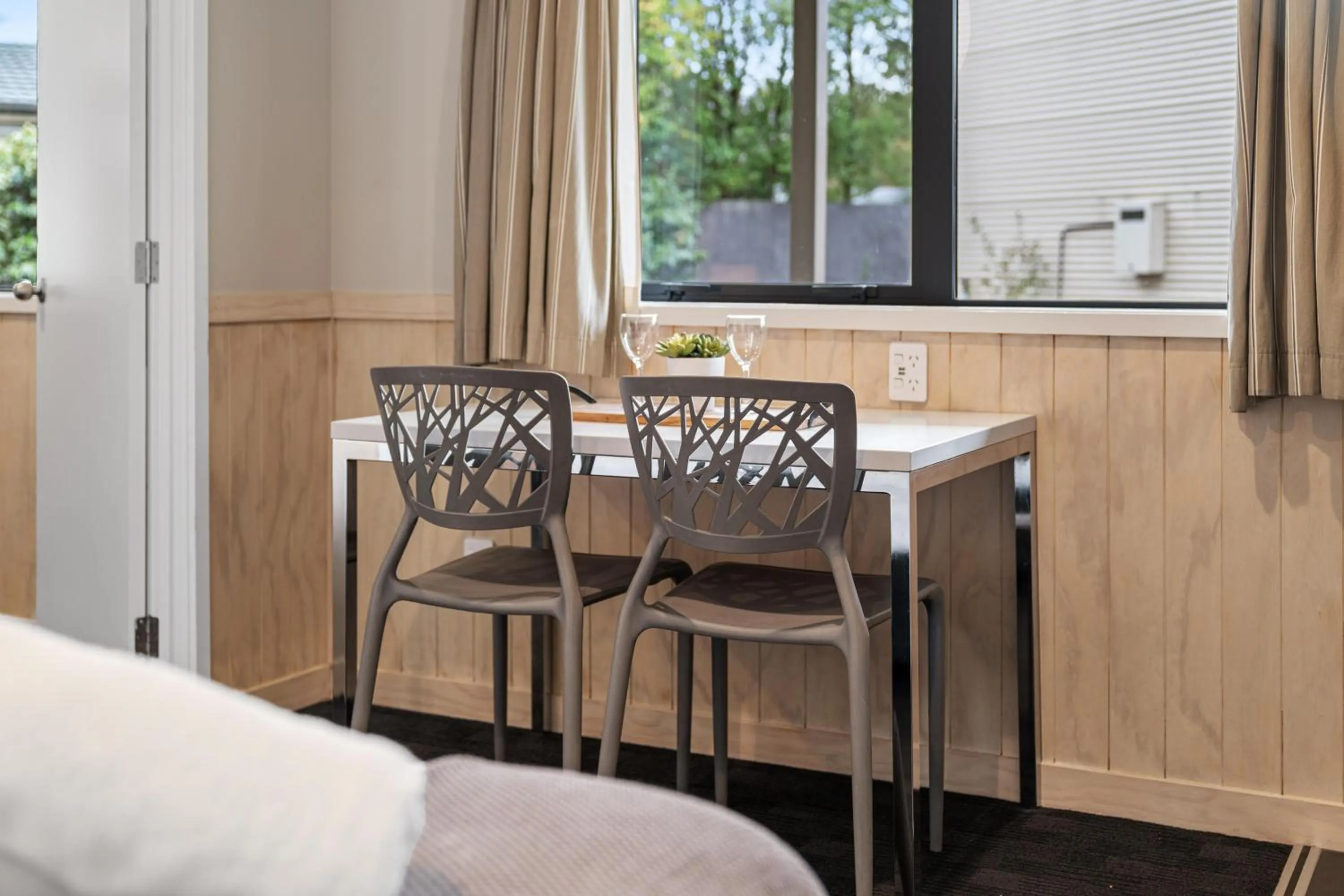 Dining area in Tasman Holiday Parks - Christchurch