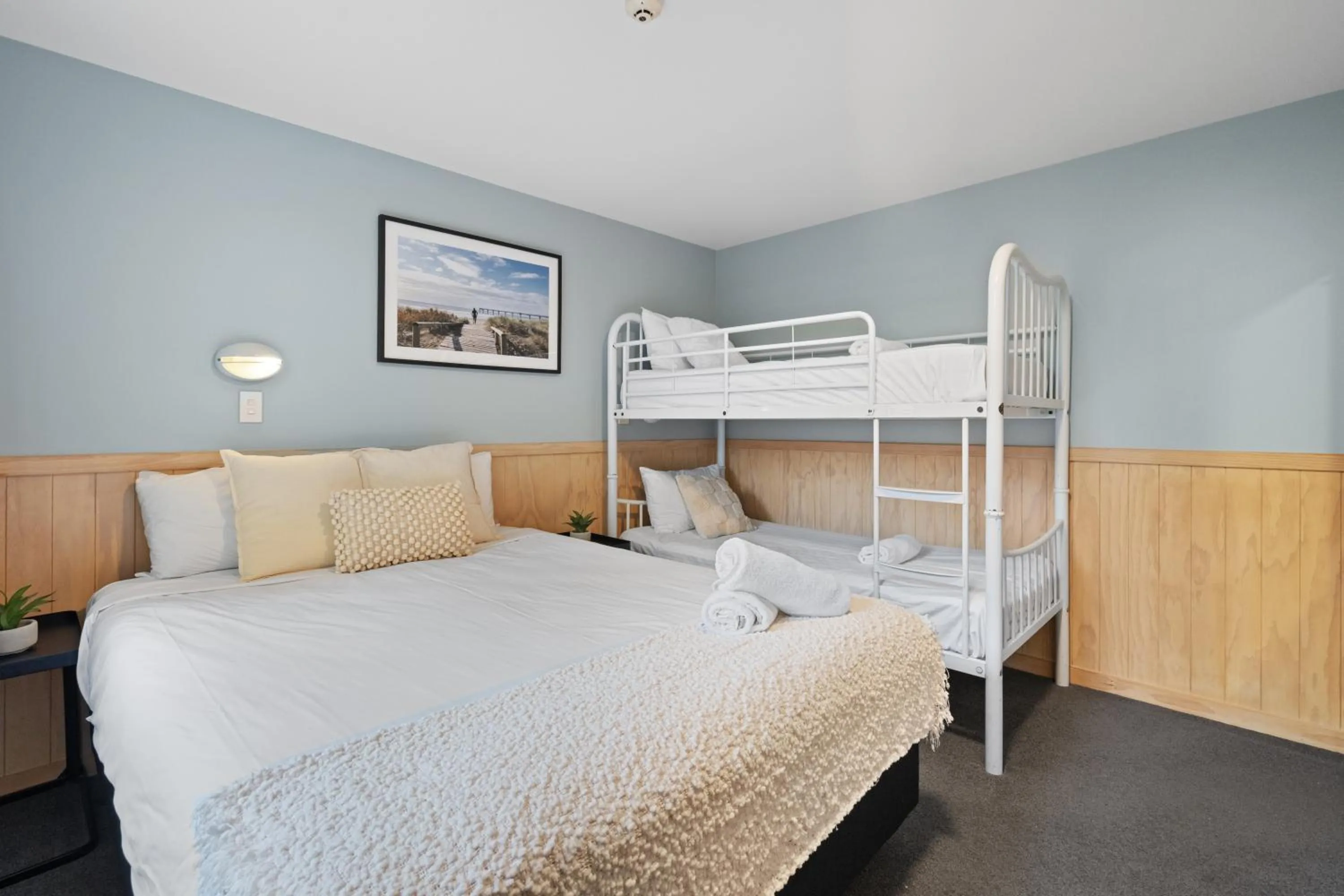 Bed in Tasman Holiday Parks - Christchurch