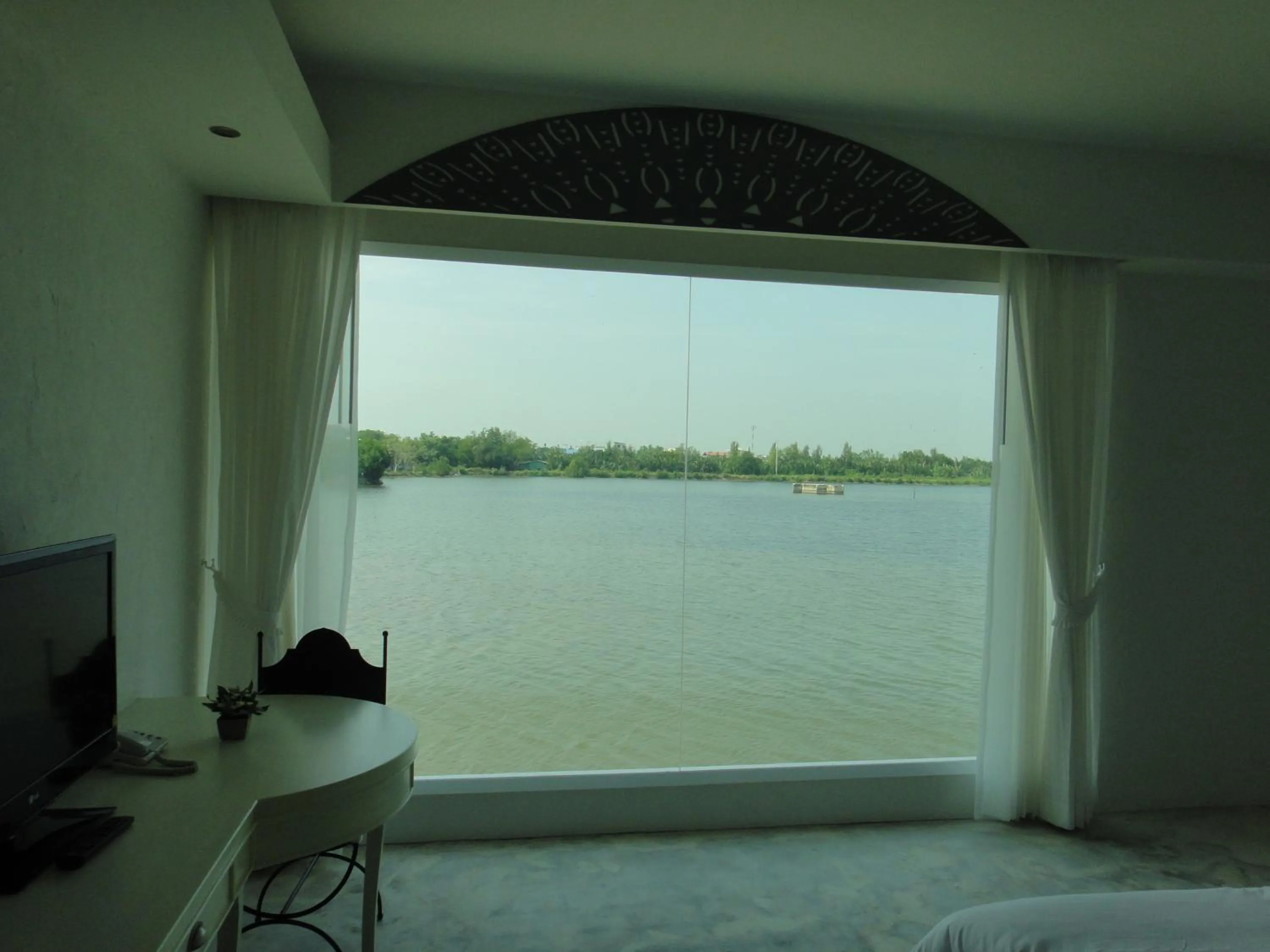 Baan Talay See Cream Resort