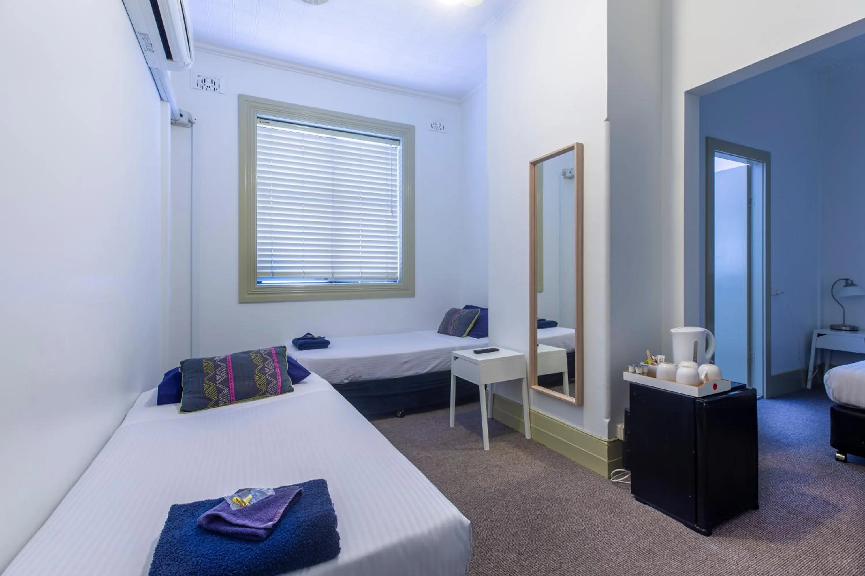 Bed in Commonwealth Hotel