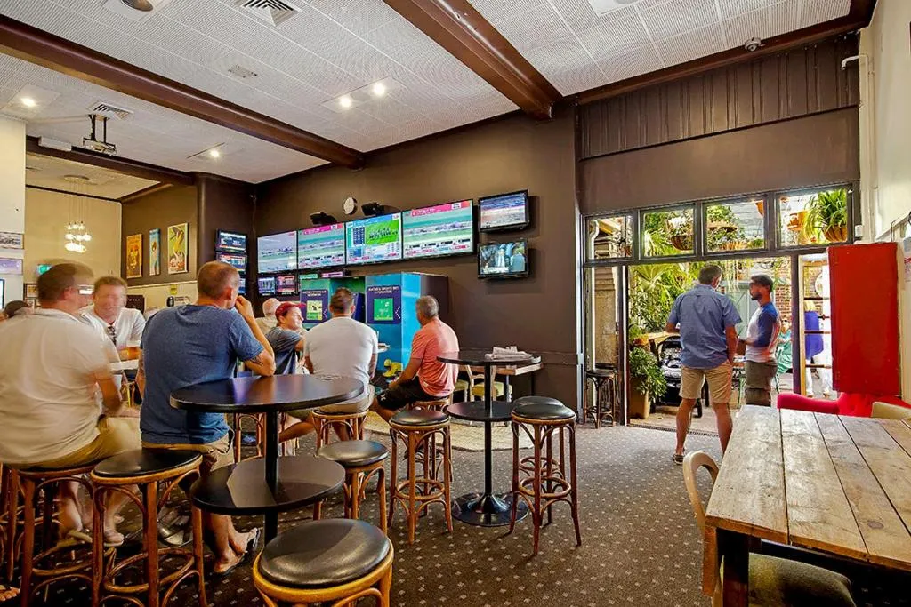 Property building in Commonwealth Hotel