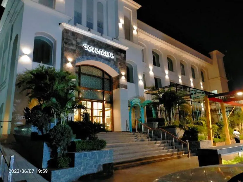 Debenture Hotel Karnal