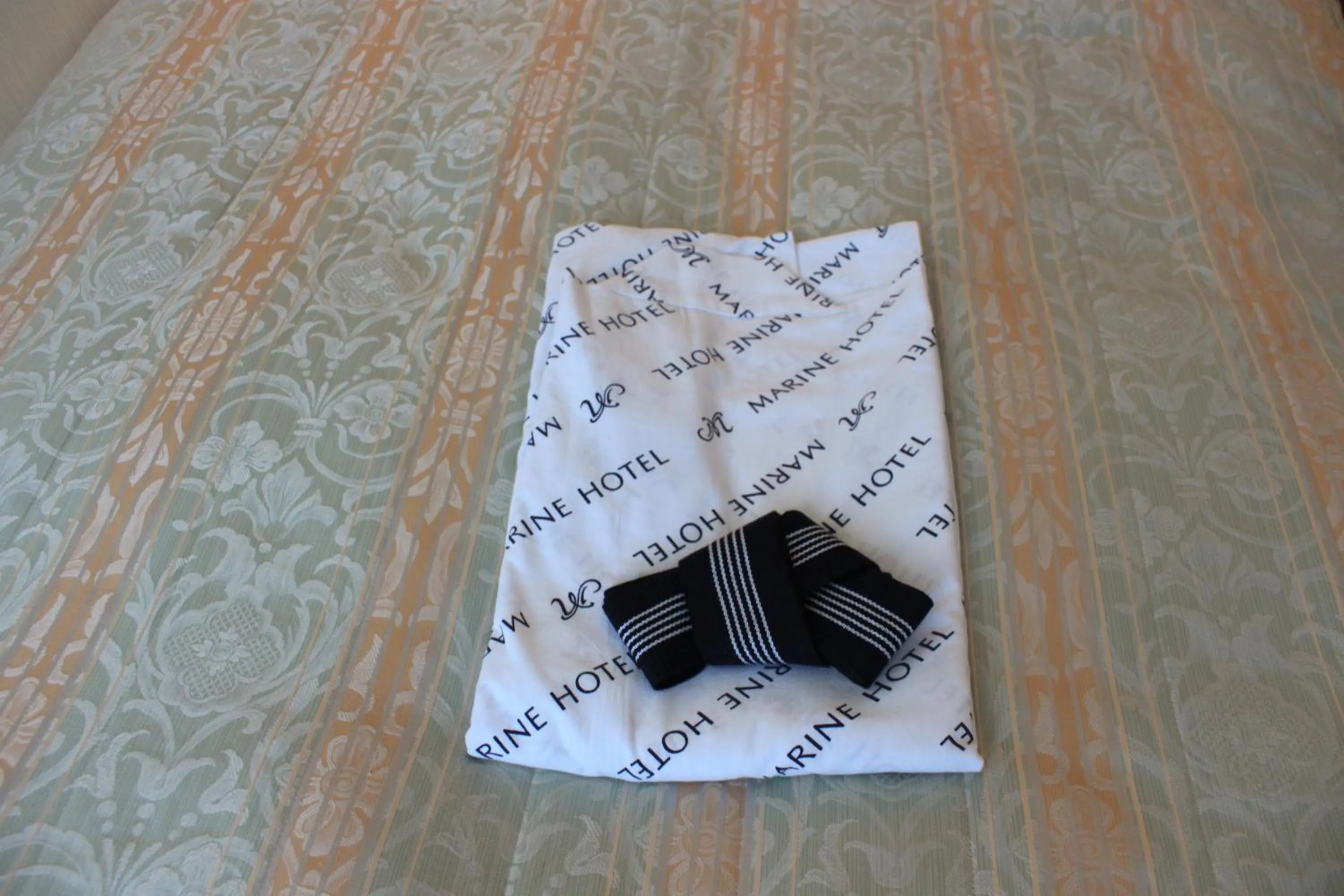 Bed in Ichihara Marine Hotel